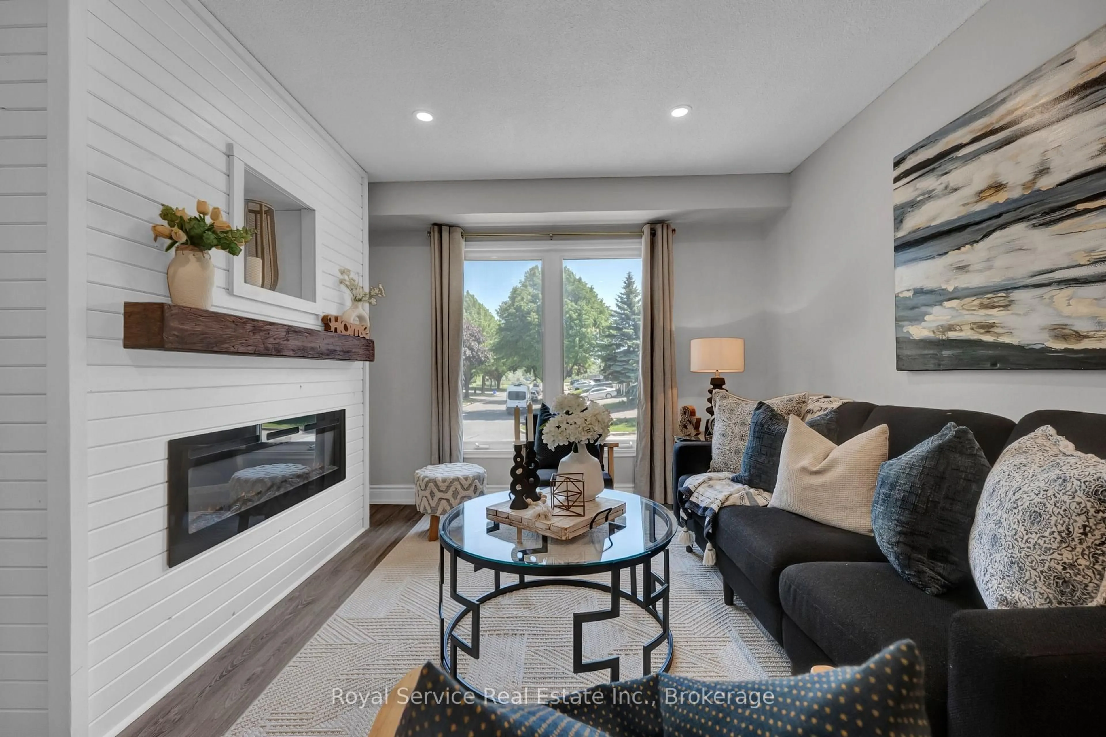 Living room with furniture, unknown for 58 John Scott Crt, Clarington Ontario L1C 4L1