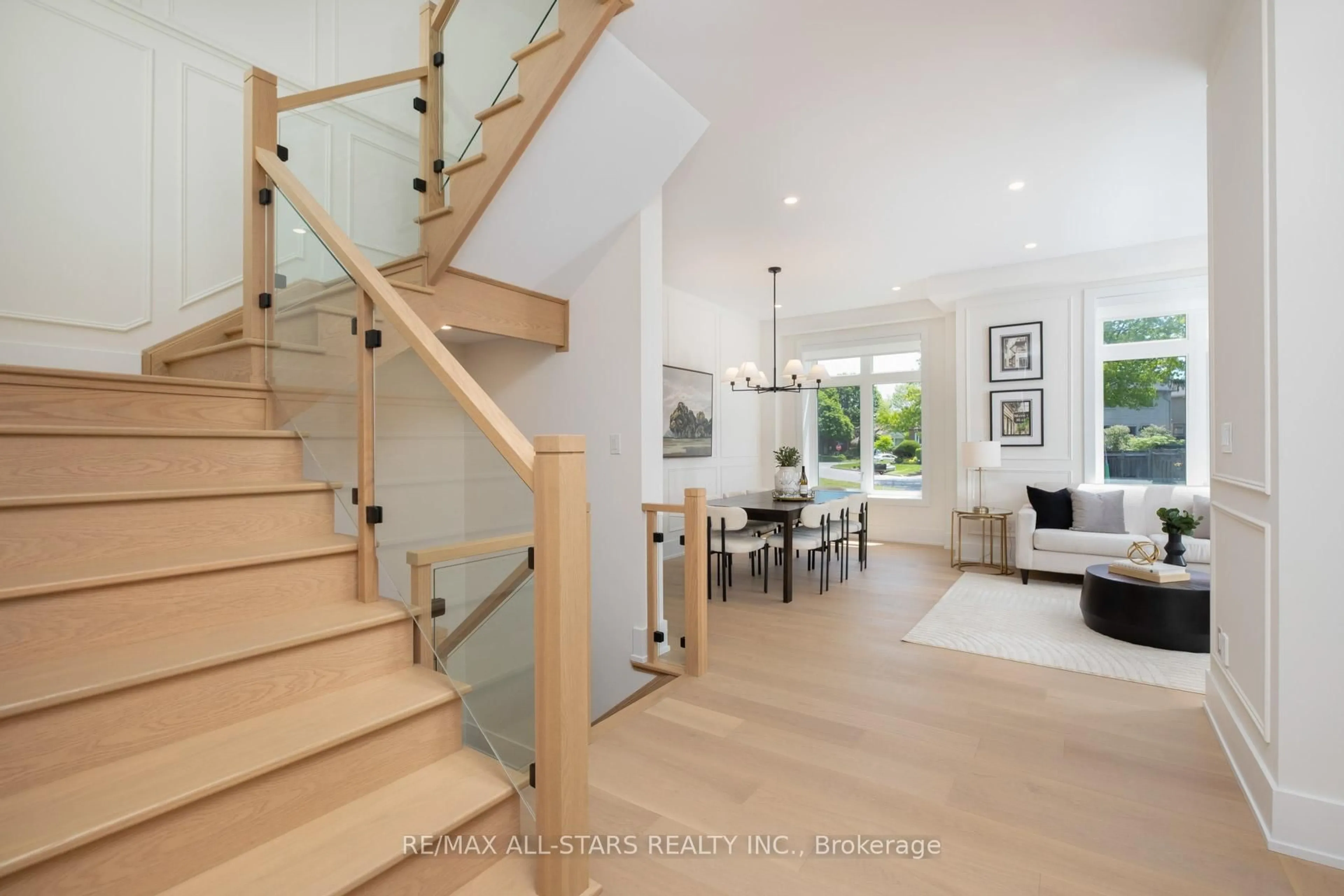 Unknown for 38 Clonmore Dr, Toronto Ontario M1N 1X6