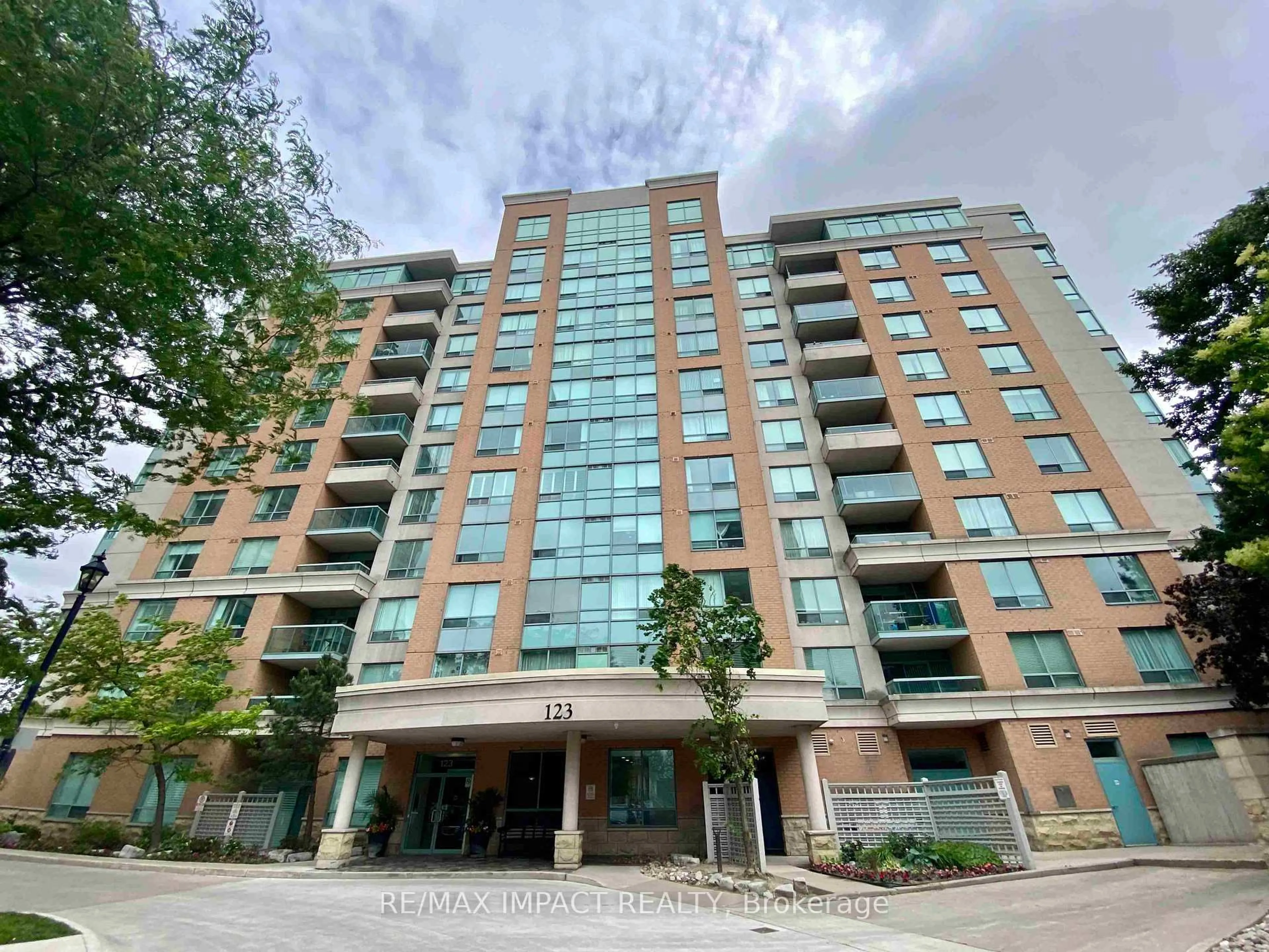 Indoor foyer for 123 Omni Dr #Suite 760, Toronto Ontario M1P 5A8
