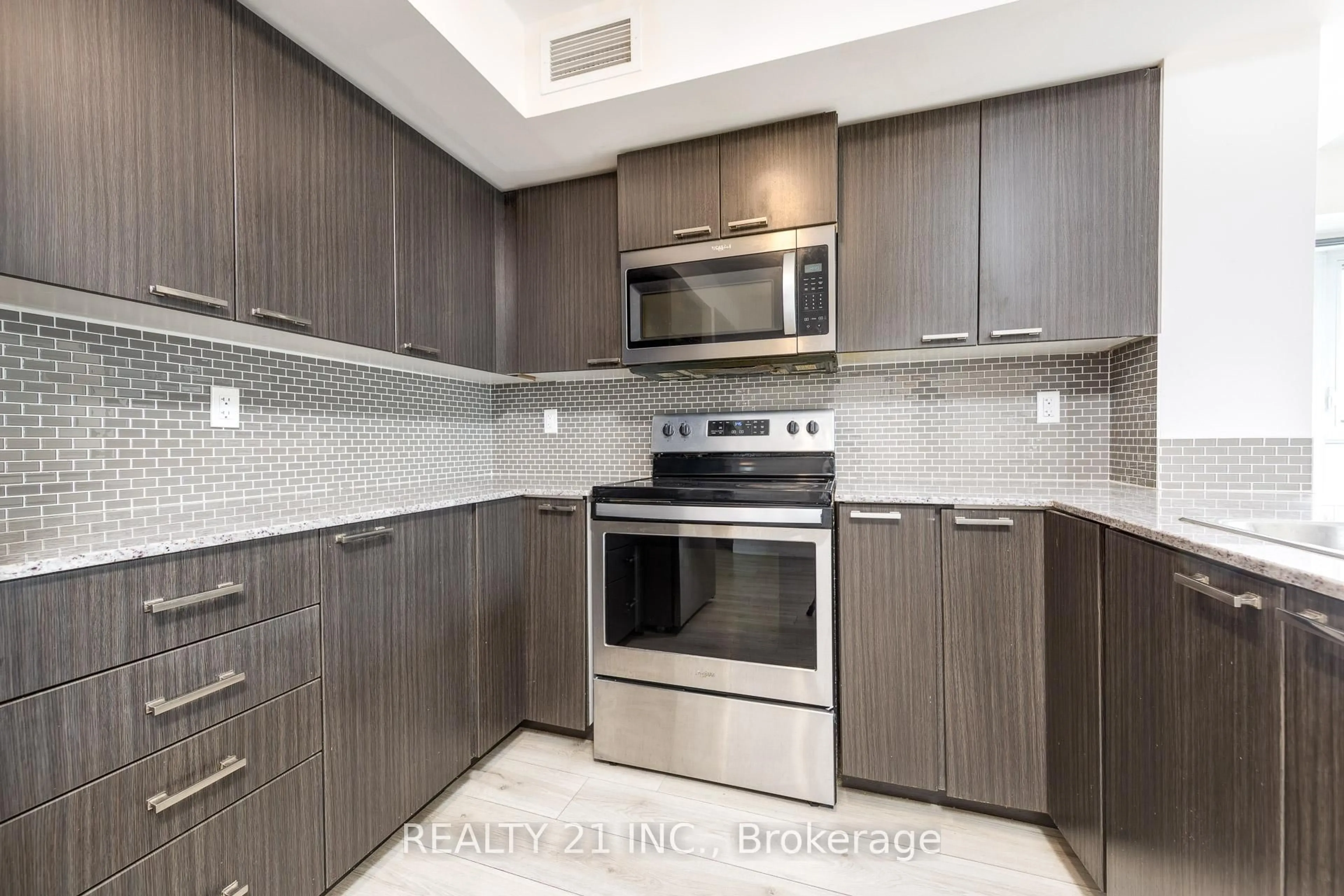 Standard kitchen, unknown for 2152 Lawrence Ave #1203, Toronto Ontario M1R 0B5