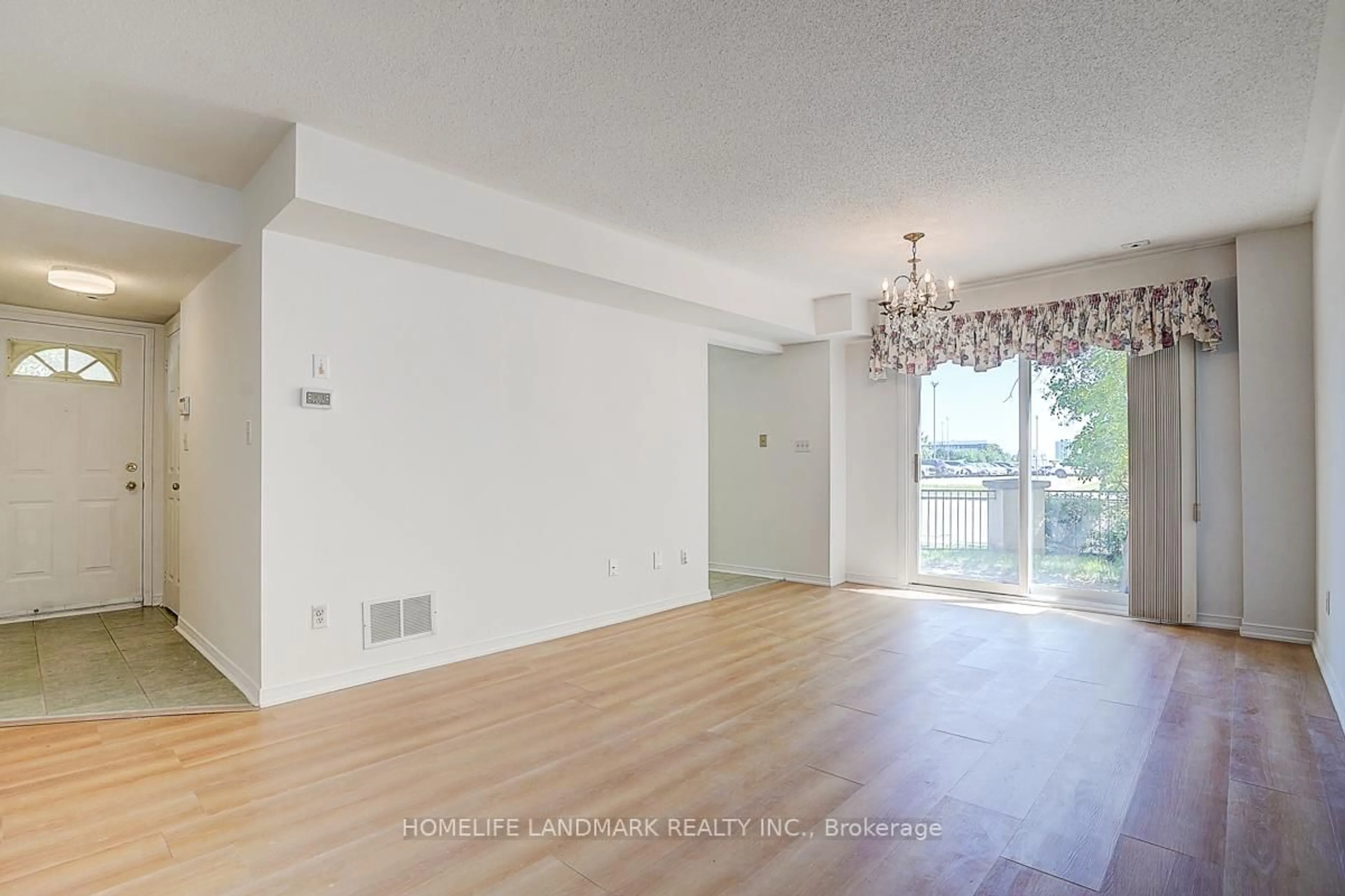 Unknown for 19 Rosebank Dr #1105, Toronto Ontario M1B 5Z2