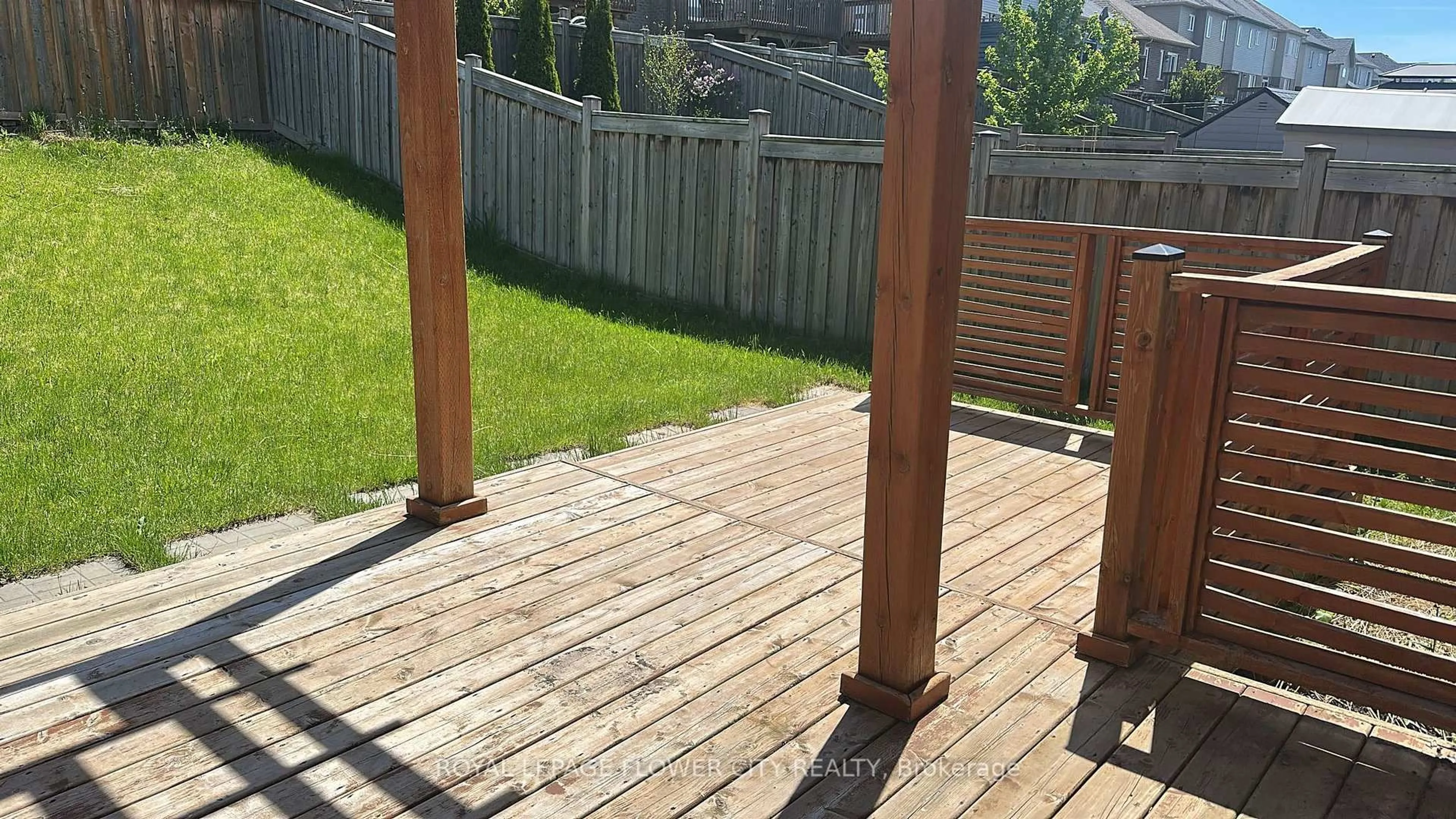 Patio, street for 1765 Shelburne St, Oshawa Ontario L1K 0S9