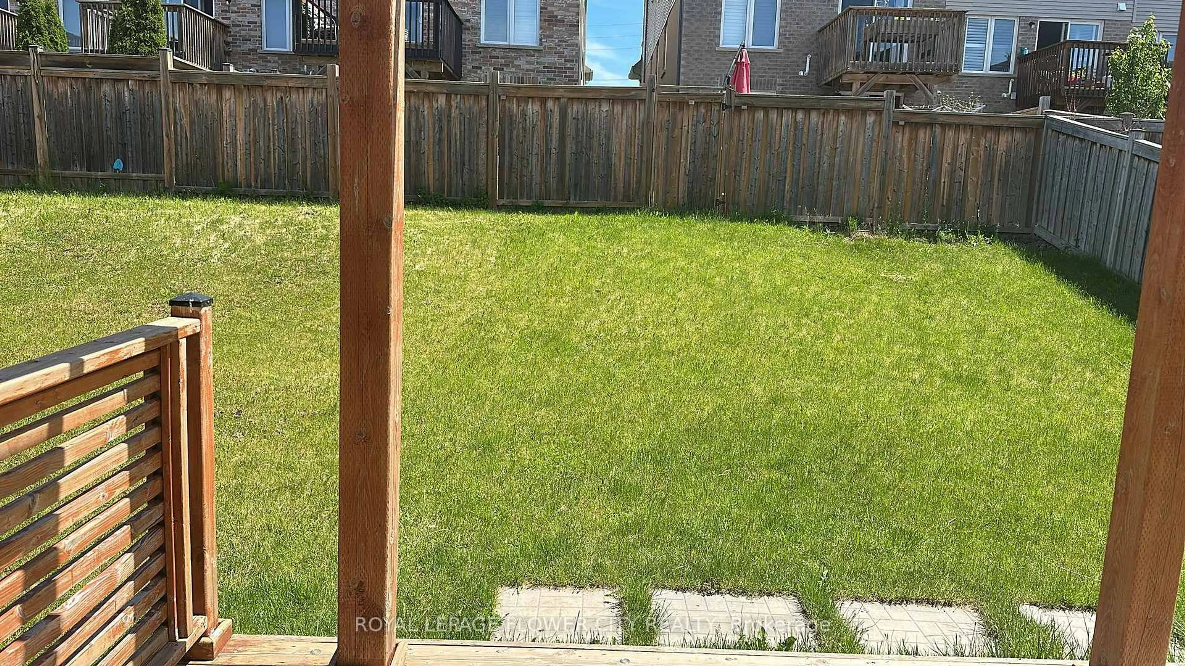 Patio, unknown for 1765 Shelburne St, Oshawa Ontario L1K 0S9