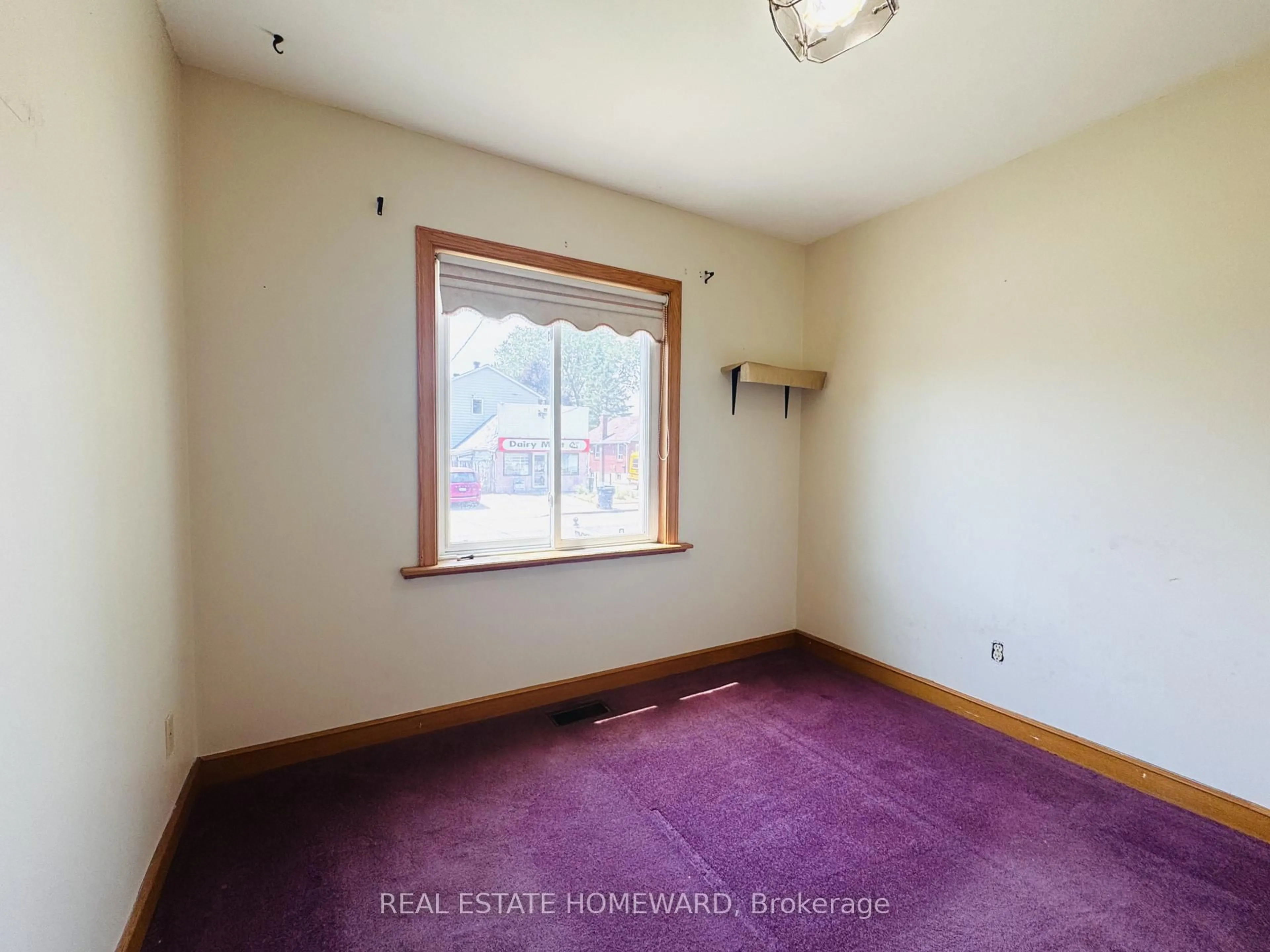 A pic of a room for 45 Commonwealth Ave, Toronto Ontario M1K 4K1
