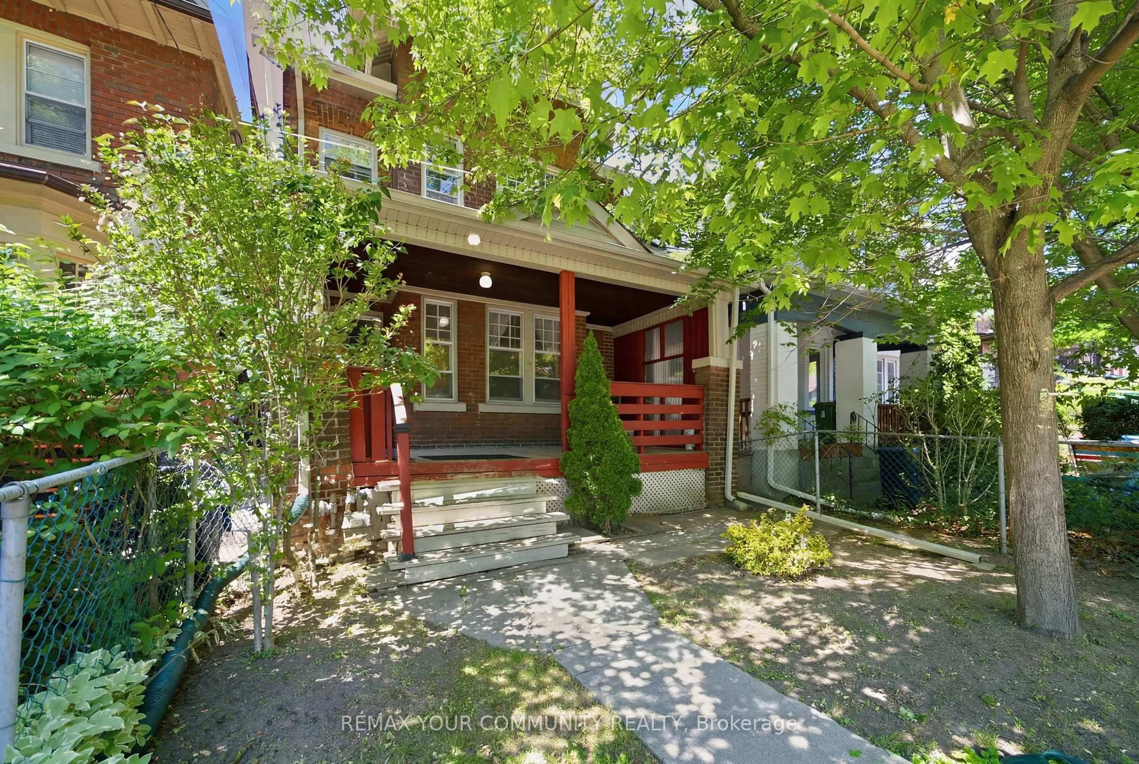 Unknown for 22 Coady Ave, Toronto Ontario M4M 2Y8