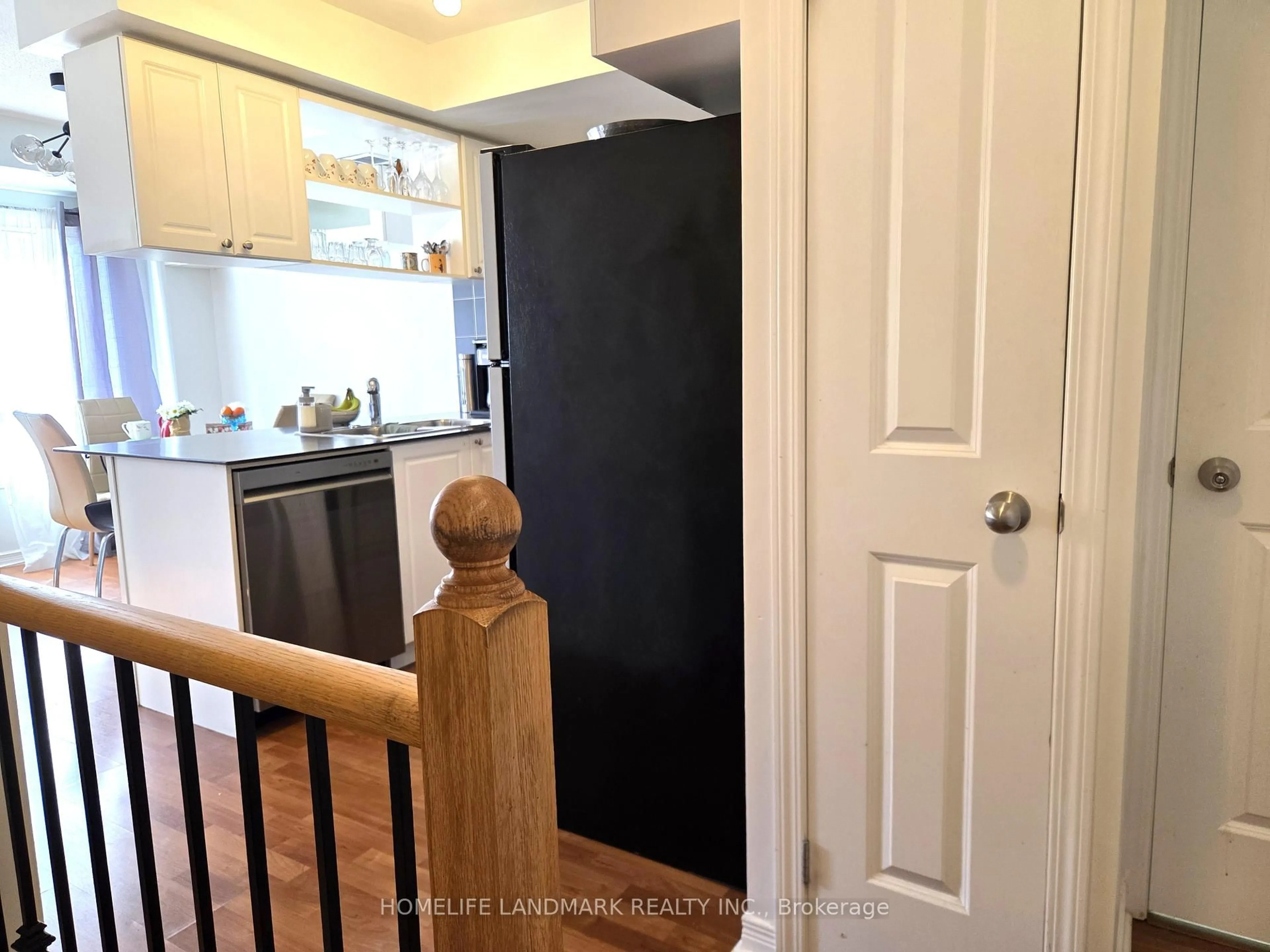 Unknown for 74 Munro St #2, Toronto Ontario M4M 2S9