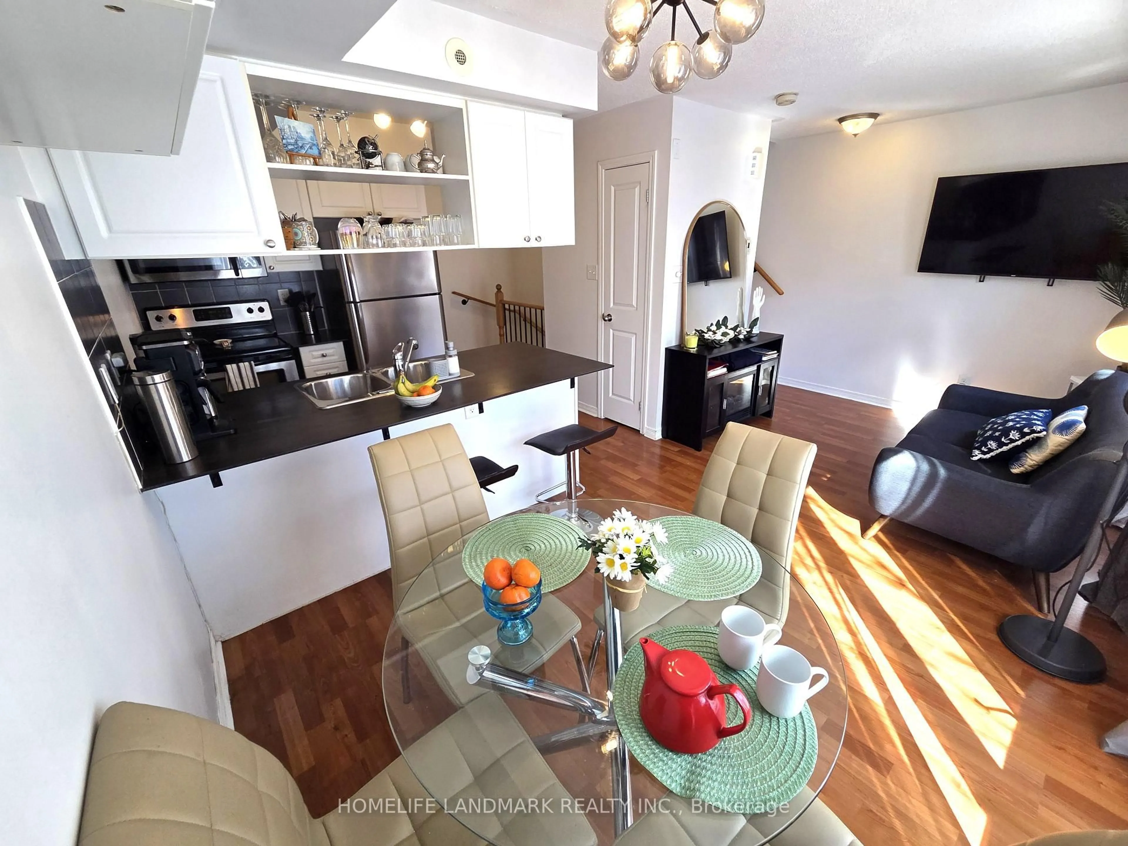 Open concept kitchen, unknown for 74 Munro St #2, Toronto Ontario M4M 2S9
