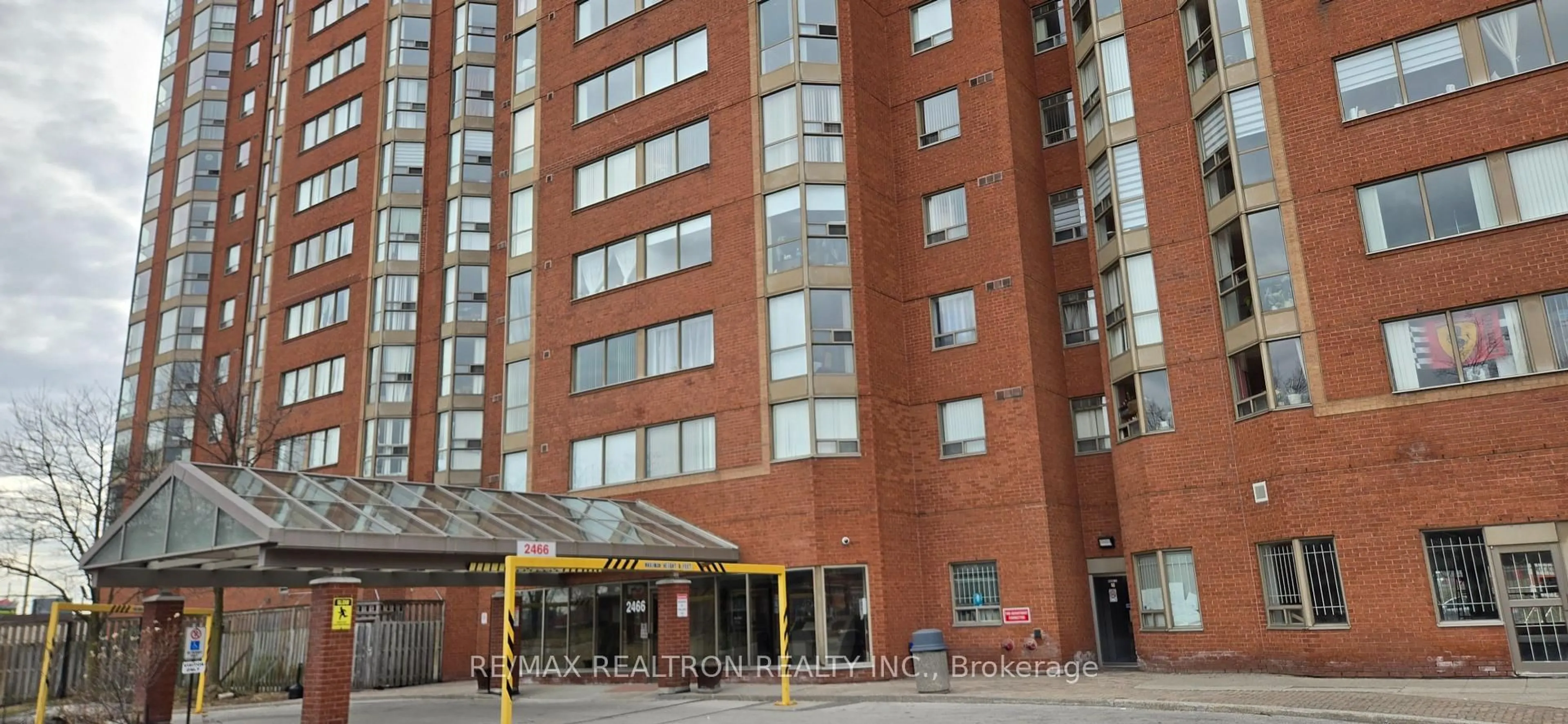 Unknown for 2466 Eglinton Ave #806, Toronto Ontario M1K 5J8