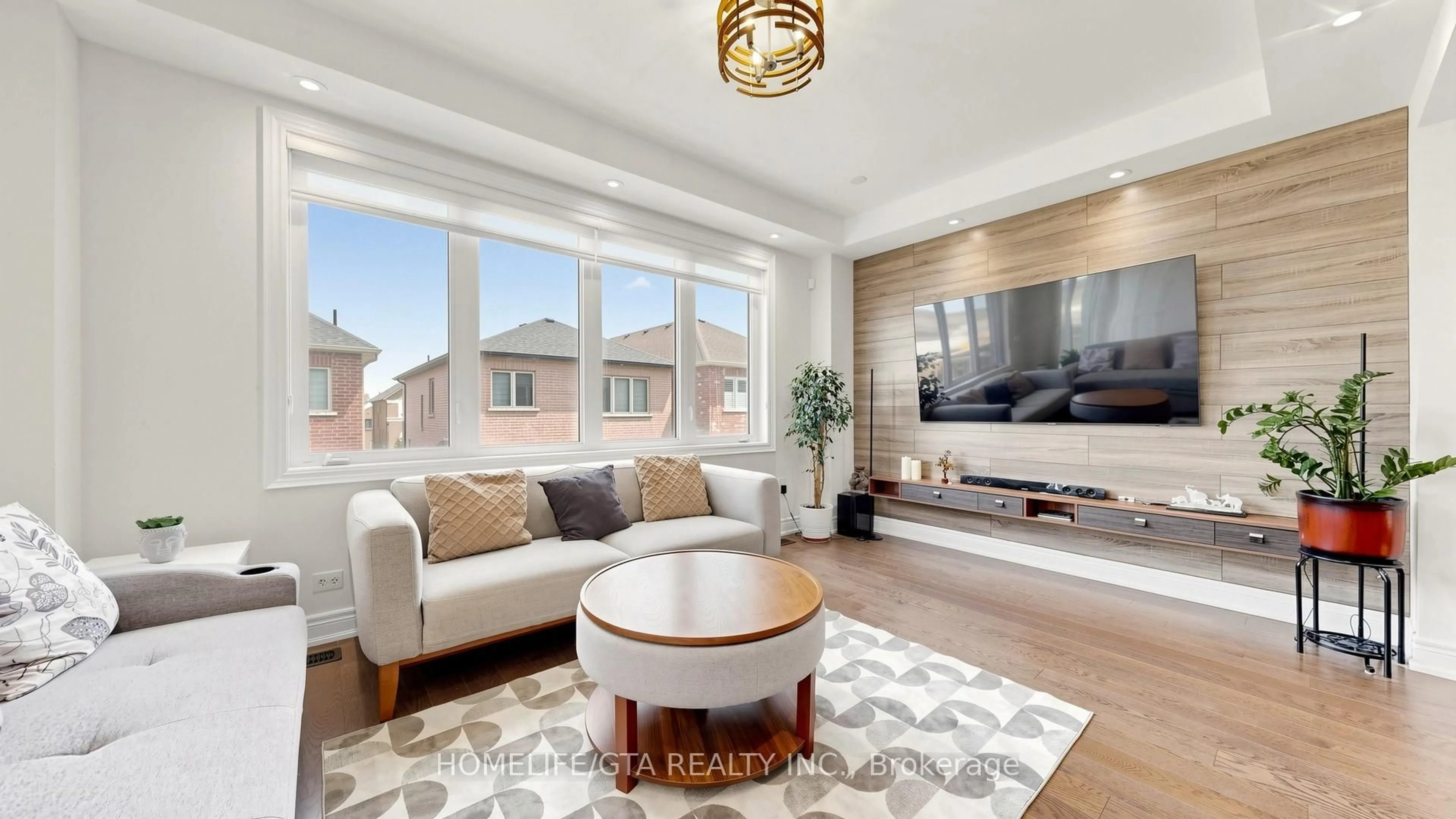 Living room with furniture, unknown for 1067 Purus Path, Pickering Ontario L1X 0H3