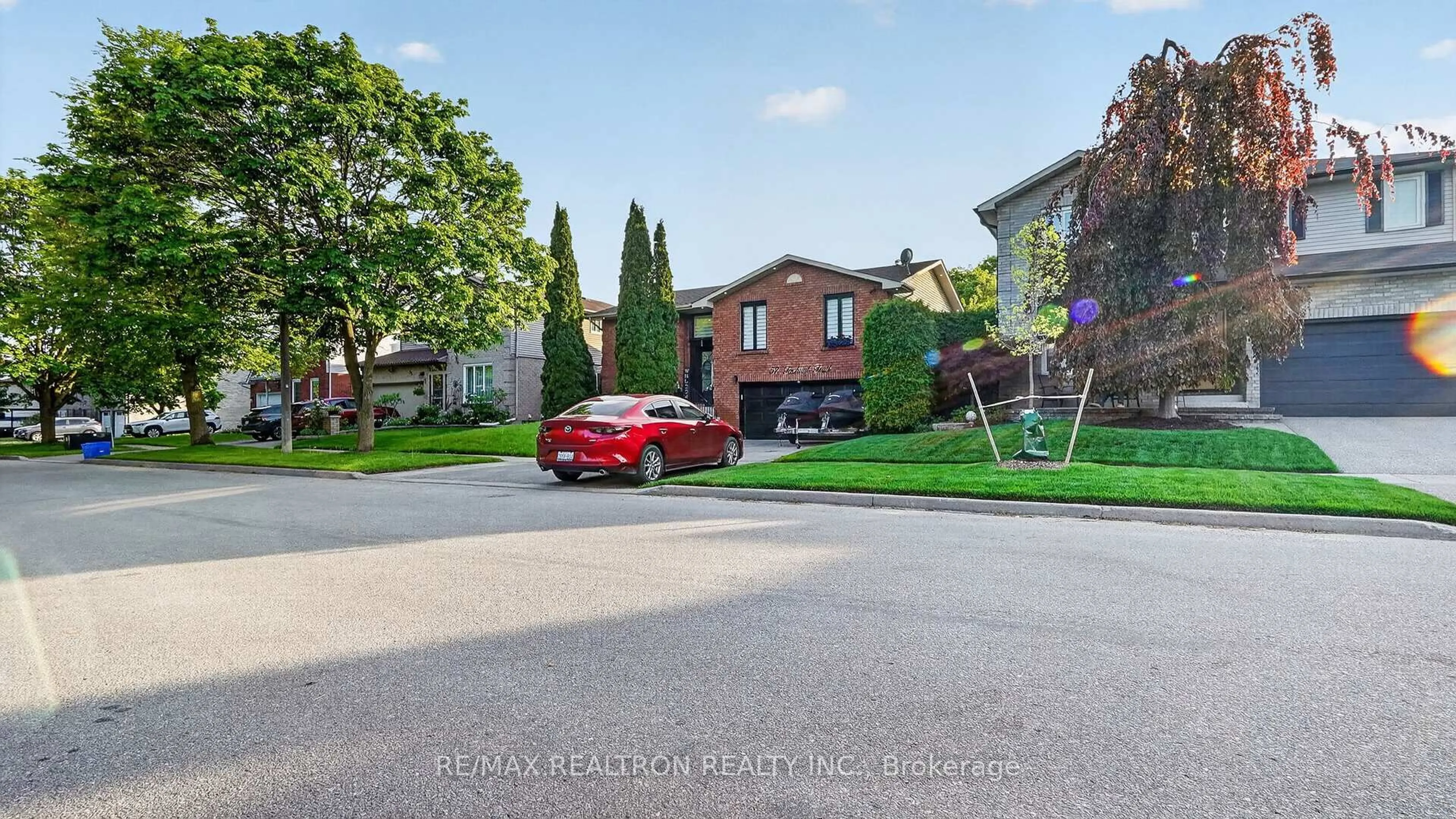 A pic from outside/outdoor area/front of a property/back of a property/a pic from drone, street for 57 Foxhunt Tr, Clarington Ontario L1E 1E4