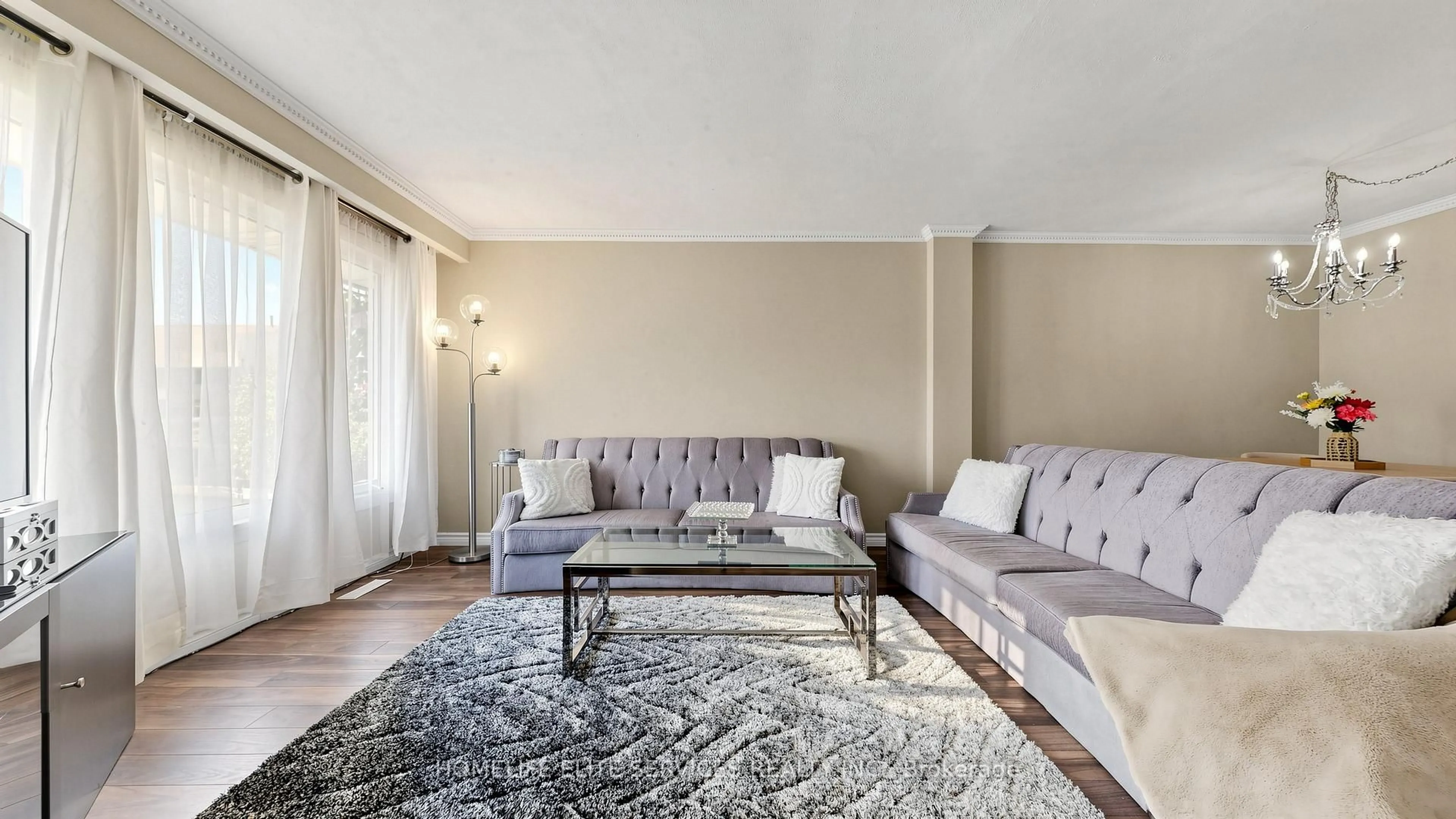 Living room with furniture, unknown for 98 Doreen Cres, Clarington Ontario L1C 3W8