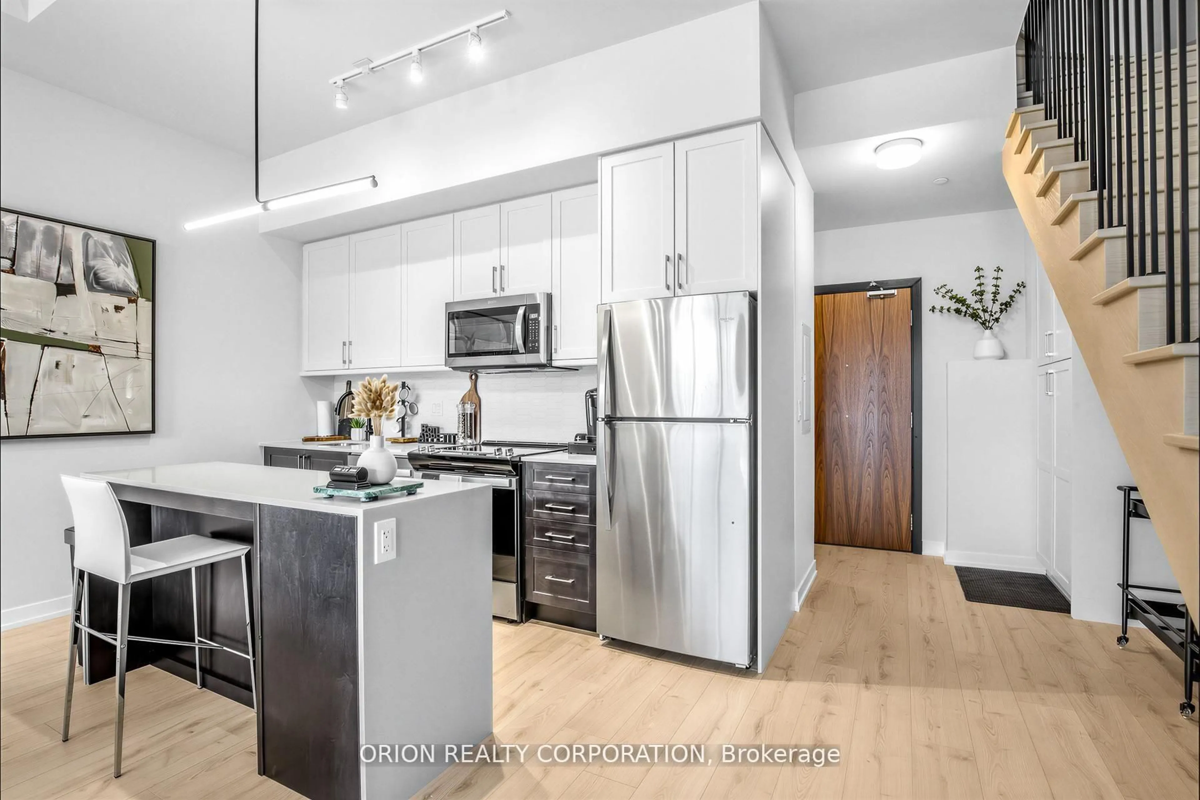 Open concept kitchen, unknown for 201 Brock St #106, Whitby Ontario L1N 0P8