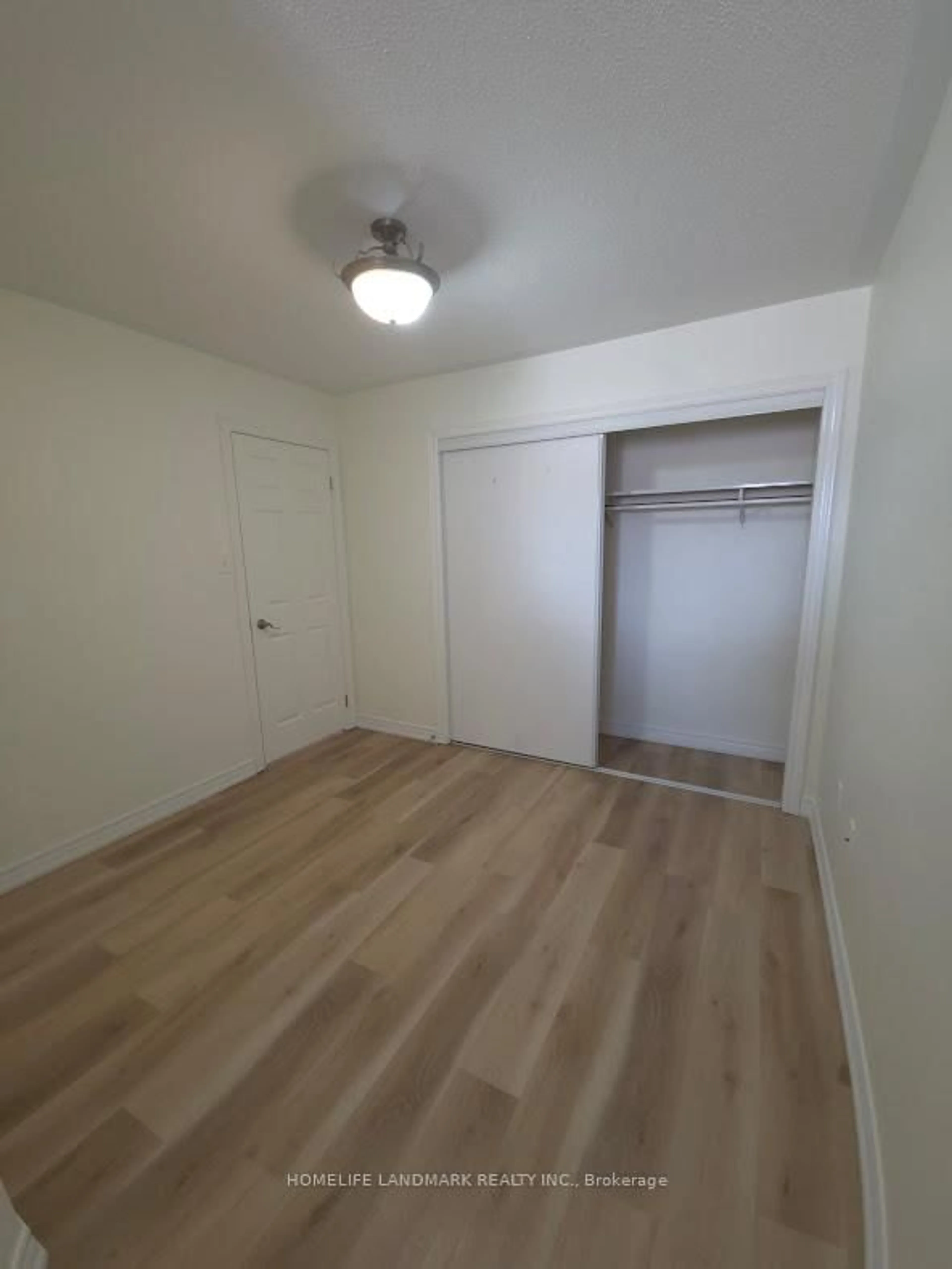 A pic of a room for 12 kawneer Terr, Toronto Ontario M1P 0C3