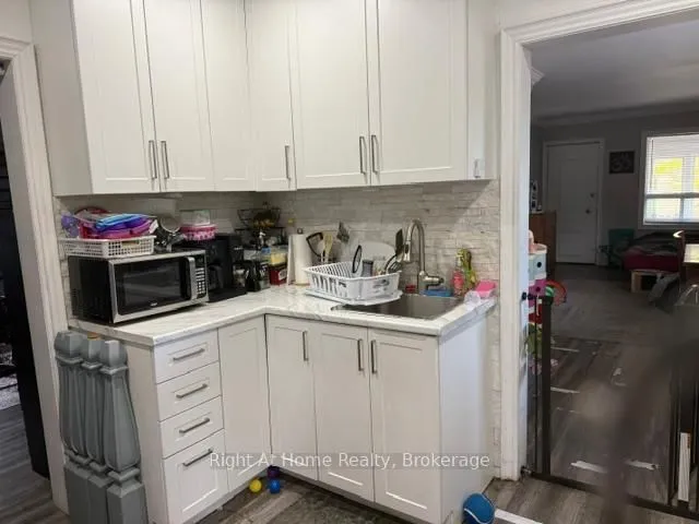 238 Albert St, Oshawa 5