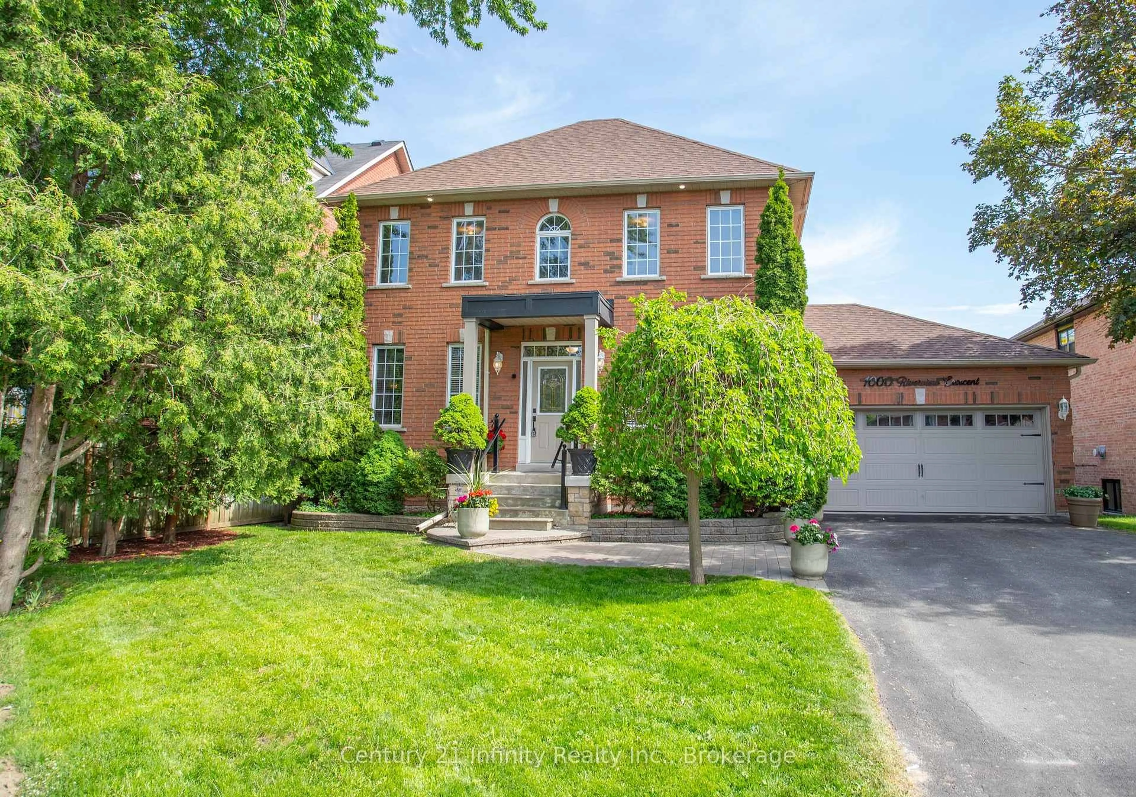 Home with brick exterior material, street for 1000 Riverview Cres, Pickering Ontario L1V 7E5