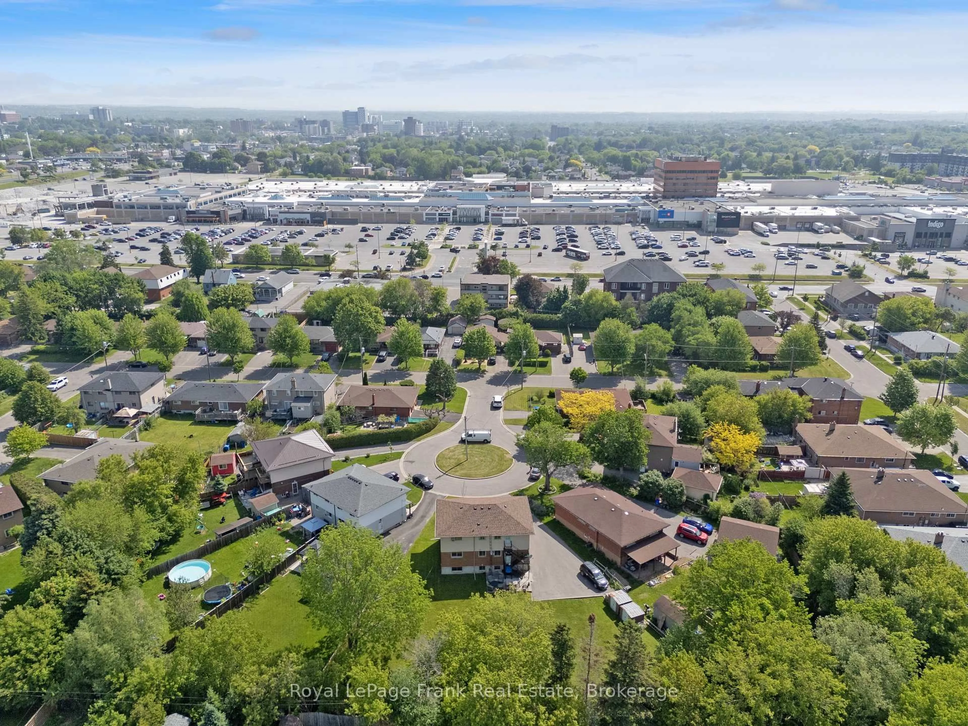 A pic from outside/outdoor area/front of a property/back of a property/a pic from drone, city buildings view from balcony for 596 Talbot Crt, Oshawa Ontario L1J 2E8
