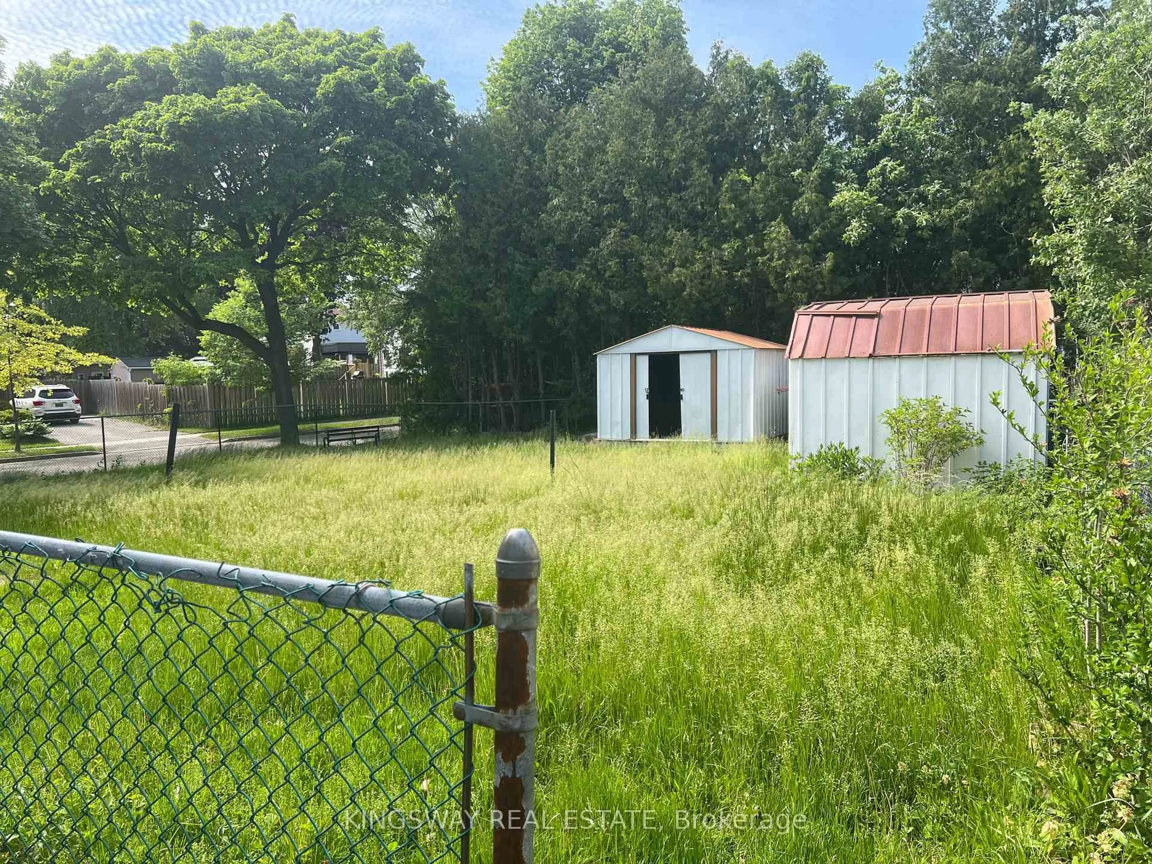 Shed for 18 Gemshaw Cres, Toronto Ontario M1B 1L4