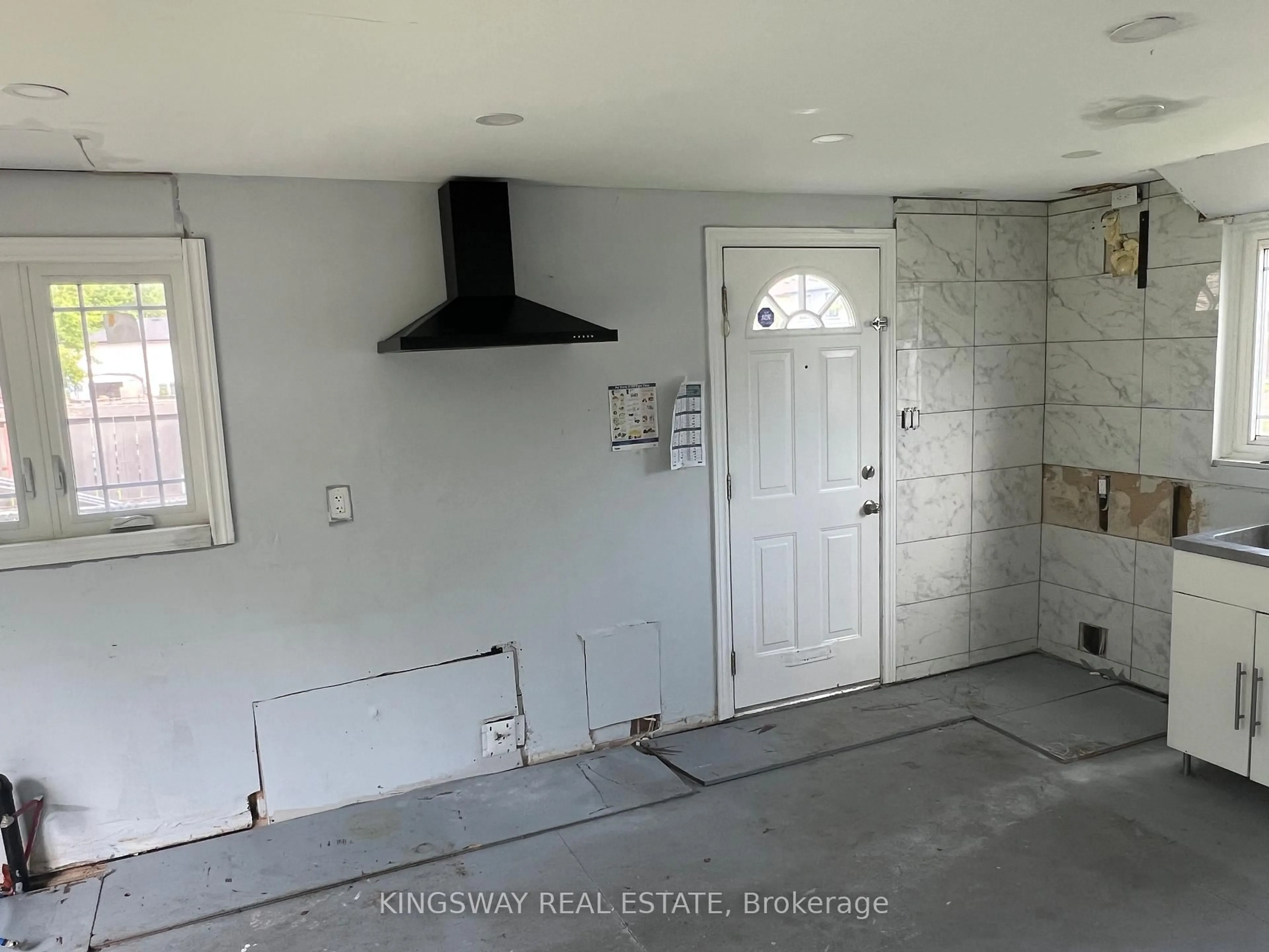 A pic of a room for 18 Gemshaw Cres, Toronto Ontario M1B 1L4
