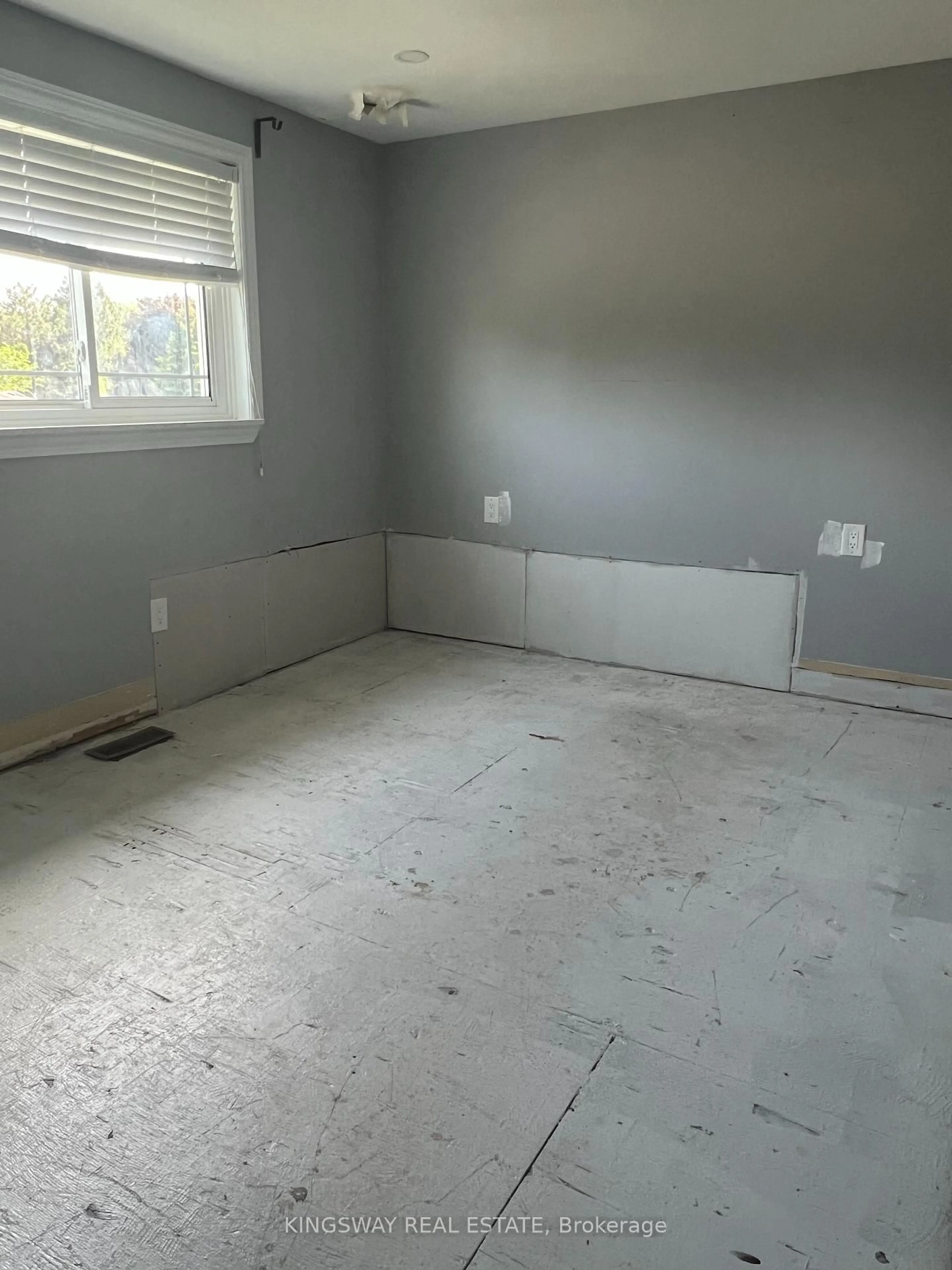 A pic of a room for 18 Gemshaw Cres, Toronto Ontario M1B 1L4