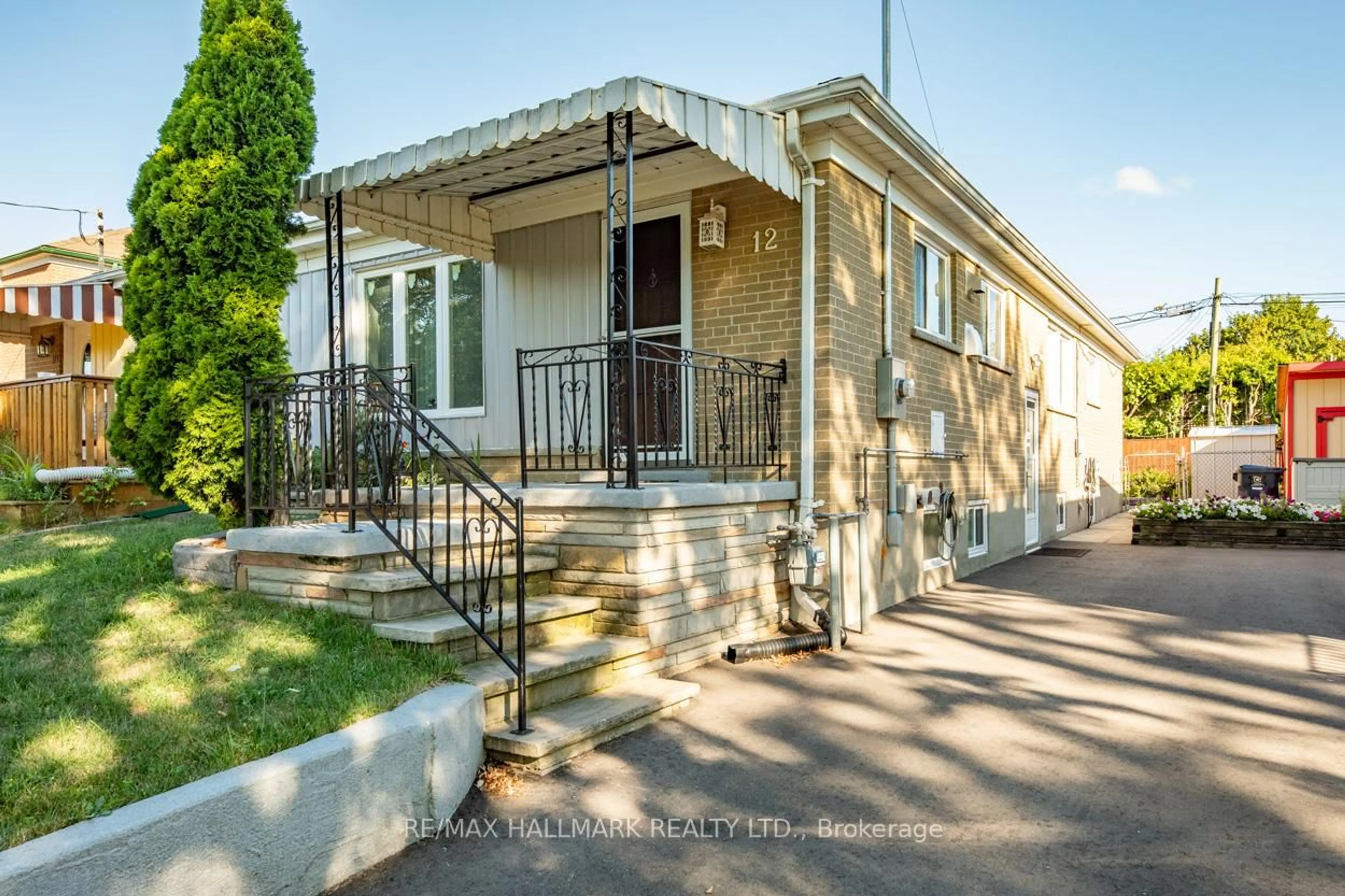 Unknown for 12 Trinnell Blvd, Toronto Ontario M1L 1S5