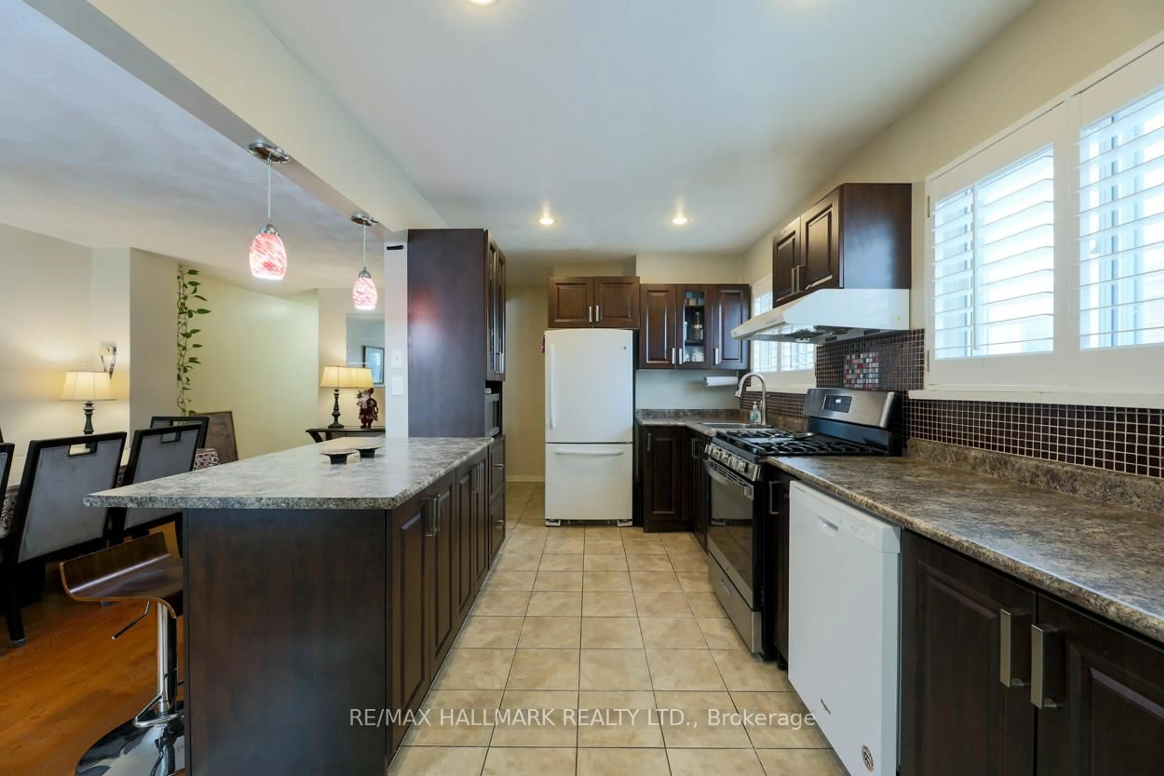 Open concept kitchen, ceramic/tile floor for 12 Trinnell Blvd, Toronto Ontario M1L 1S5