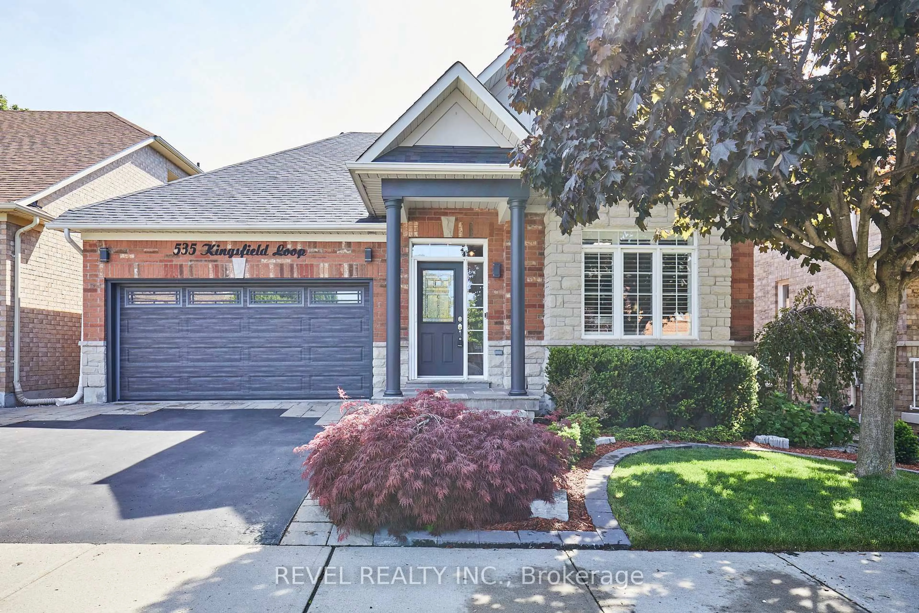 Home with brick exterior material, street for 535 Kingsfield Loop, Oshawa Ontario L1K 0H8