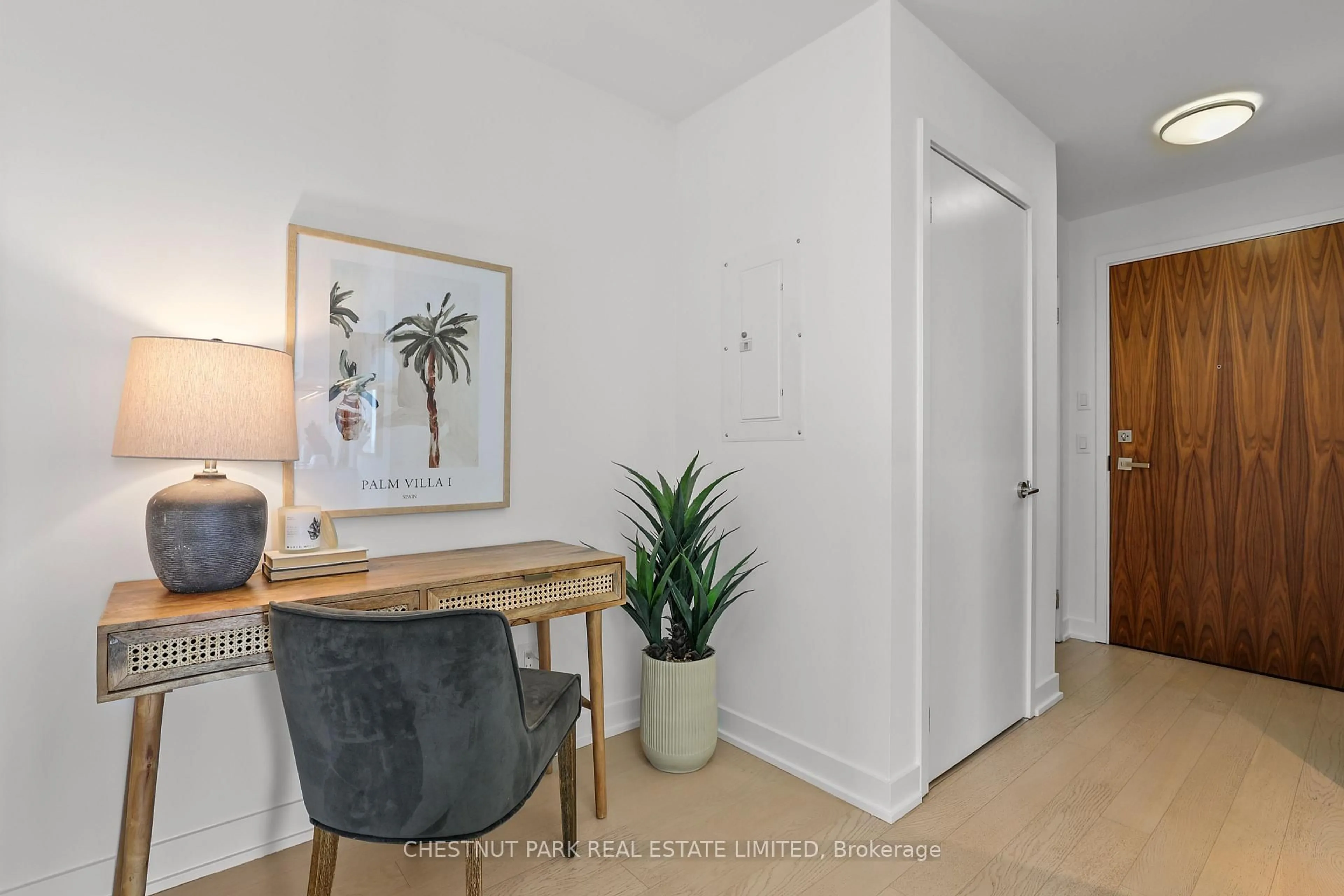 Indoor entryway for 15 Baseball Pl #2005, Toronto Ontario M4M 0E6