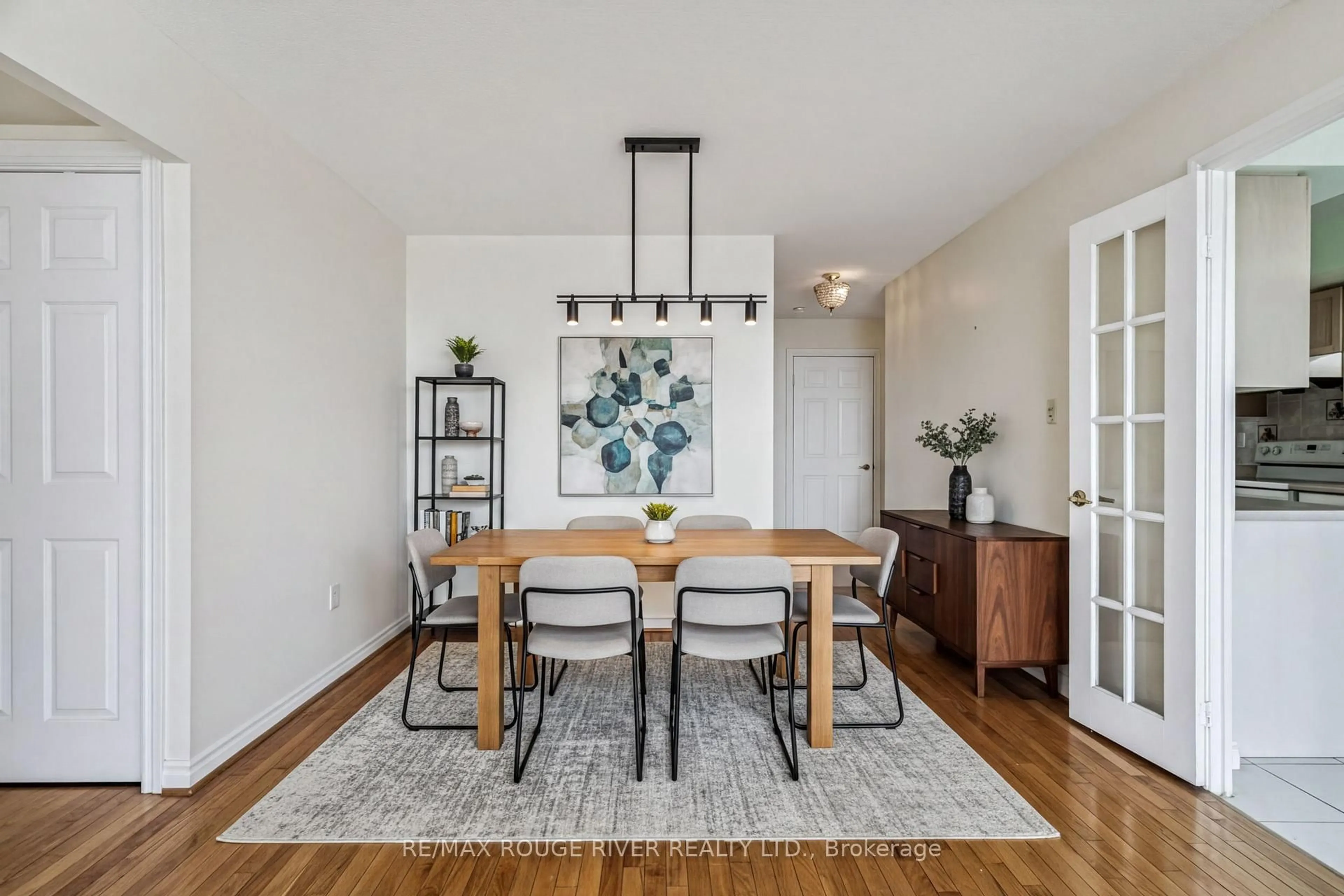 Dining room, wood/laminate floor for 125 Omni Dr #1136, Toronto Ontario M1P 5A9