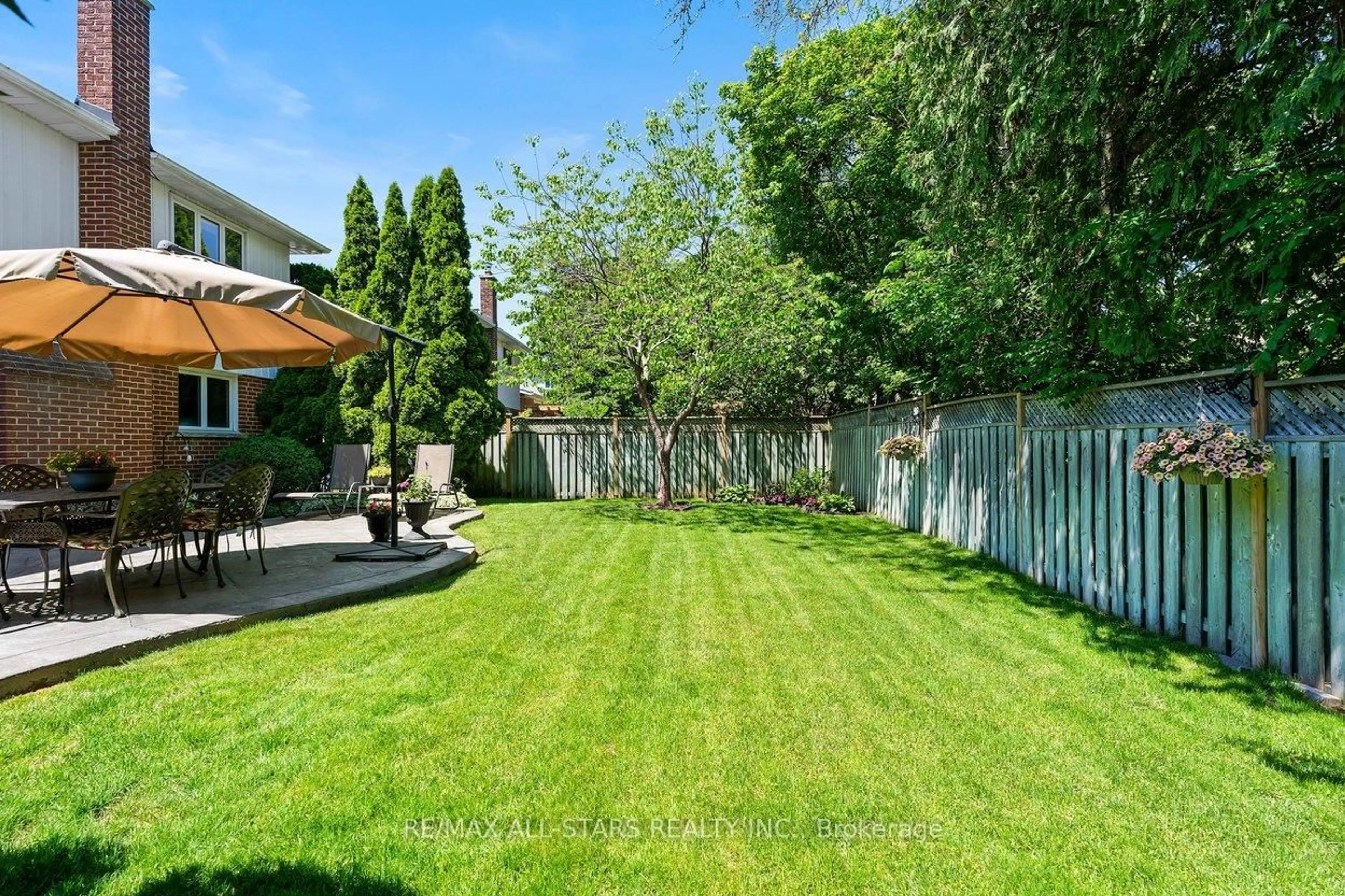 Patio, street for 62 Deerbrook Tr, Toronto Ontario M1W 1V4