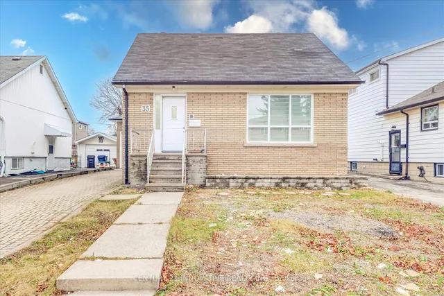 35 Cotton Ave, Toronto 2