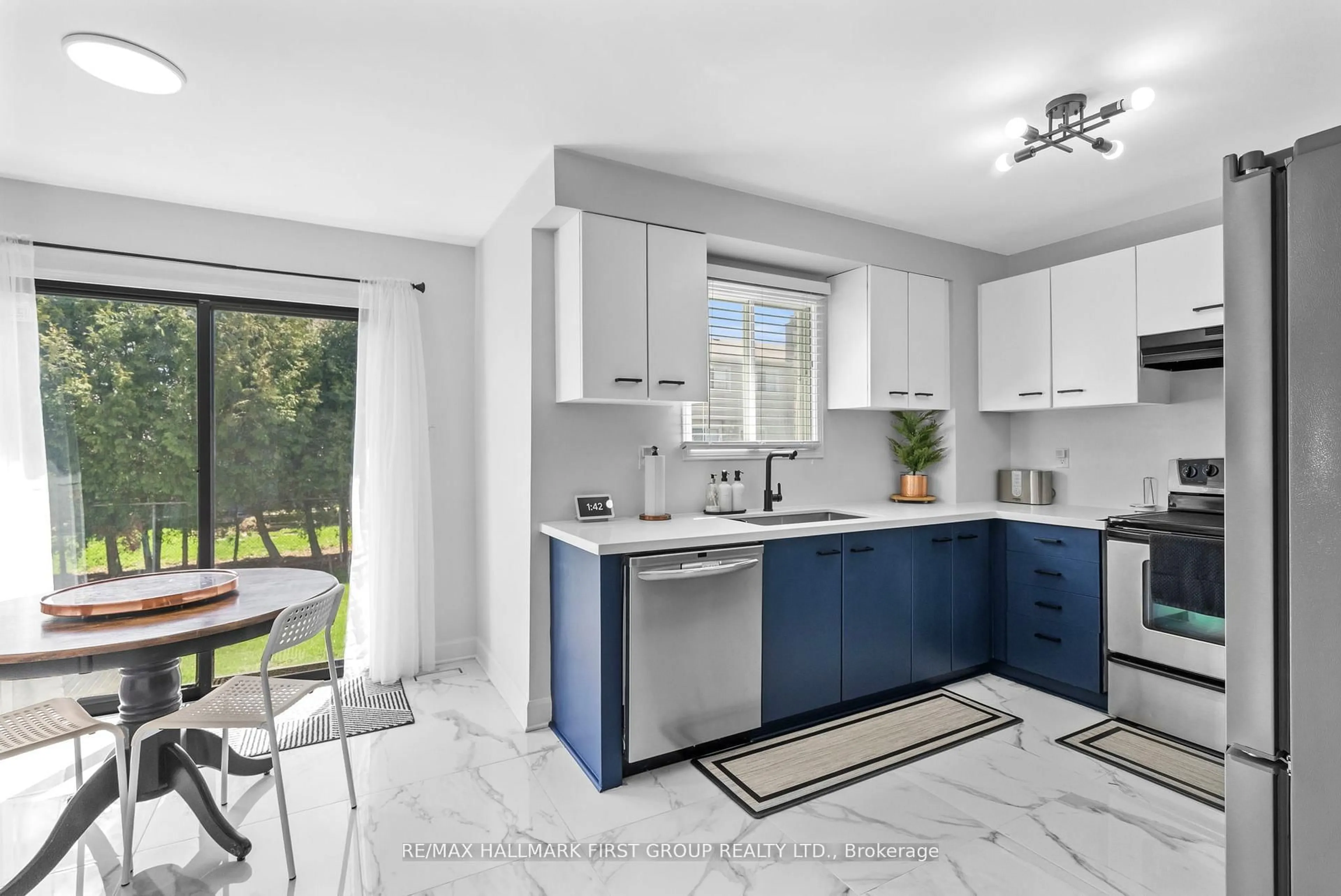 Open concept kitchen, ceramic/tile floor for 1321 Anton Sq, Pickering Ontario L1V 5S7