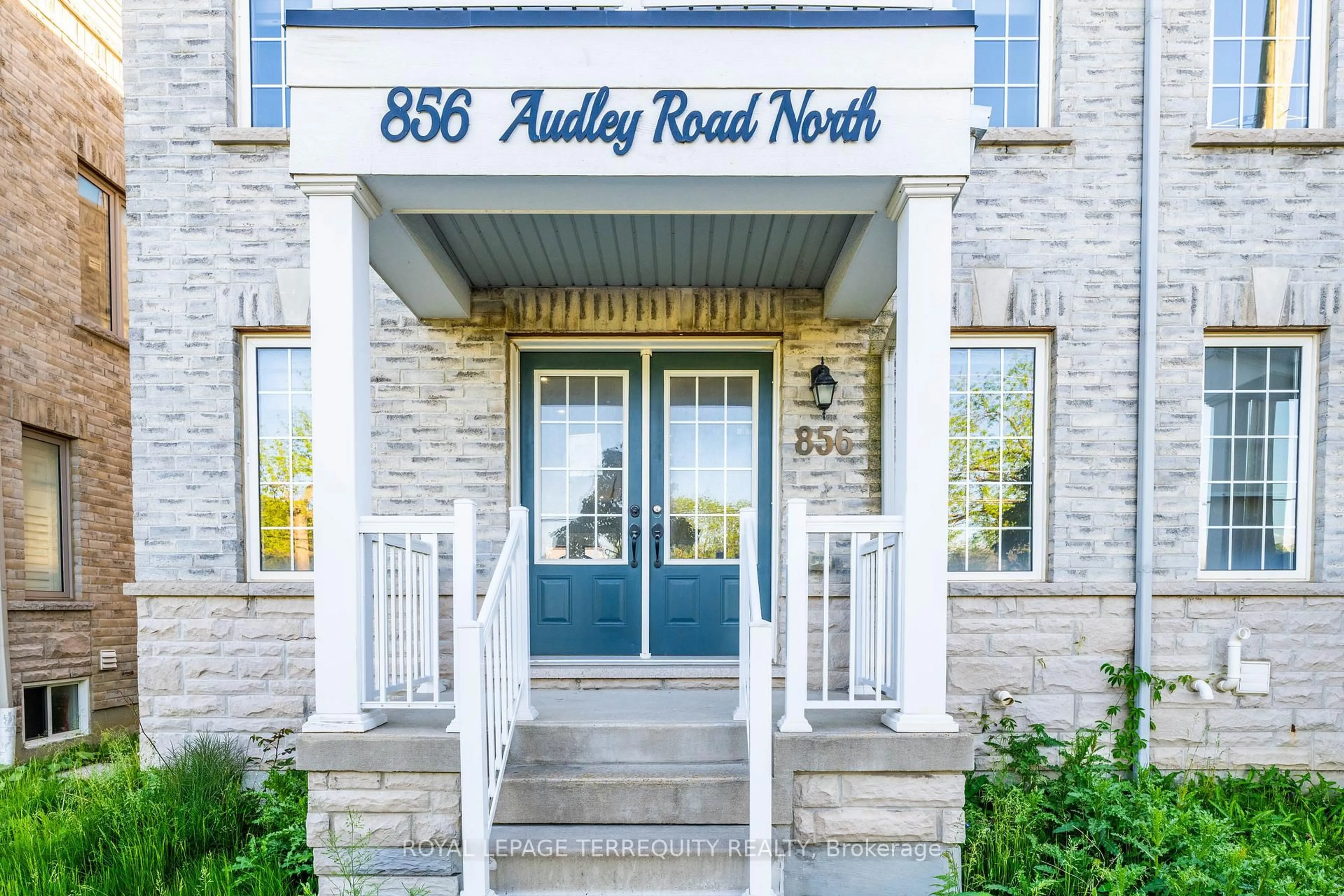 Indoor entryway for 856 Audley Rd, Ajax Ontario L1Z 0R7