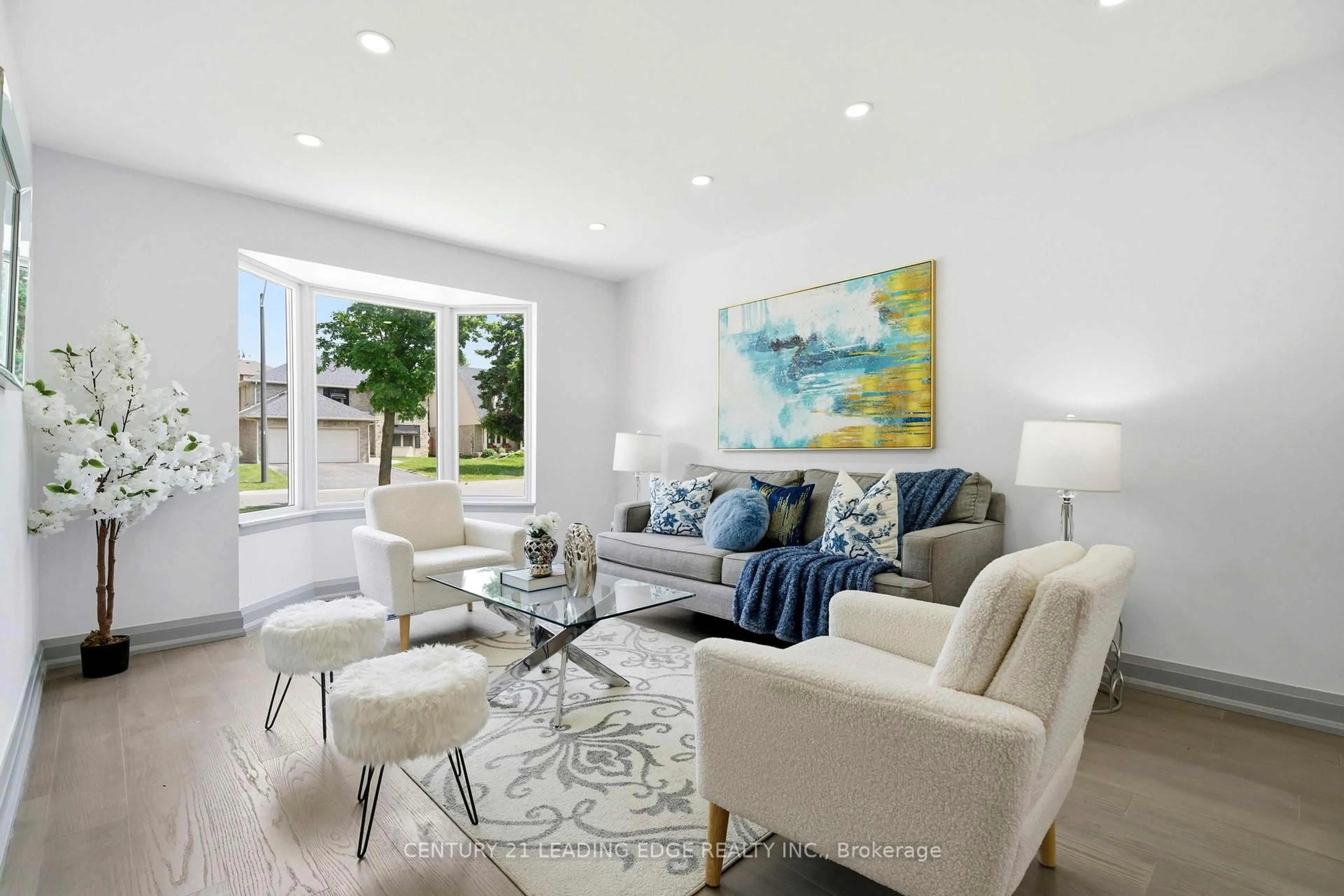 Living room with furniture, unknown for 8 Hialeah Cres, Whitby Ontario L1N 6R1