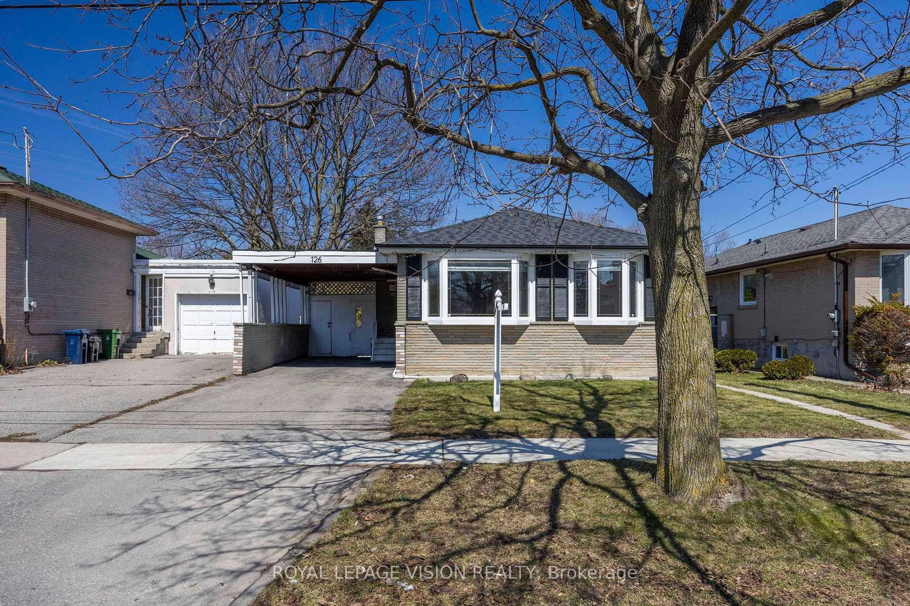 Unknown for 126 MILFORD HAVEN Dr, Toronto Ontario M1G 3E1