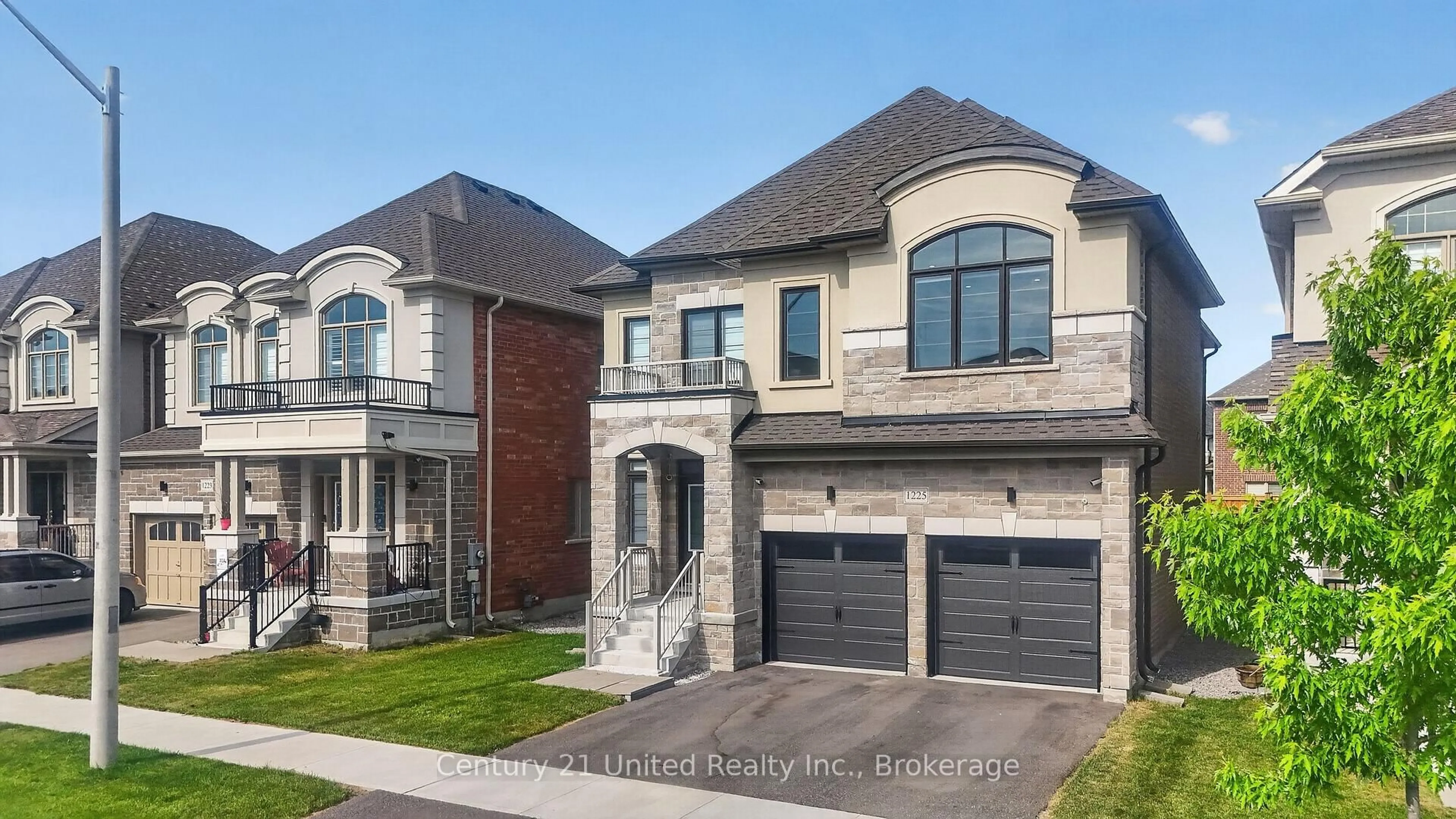 Home with brick exterior material, street for 1225 Shankel Rd, Oshawa Ontario L1K 3G2