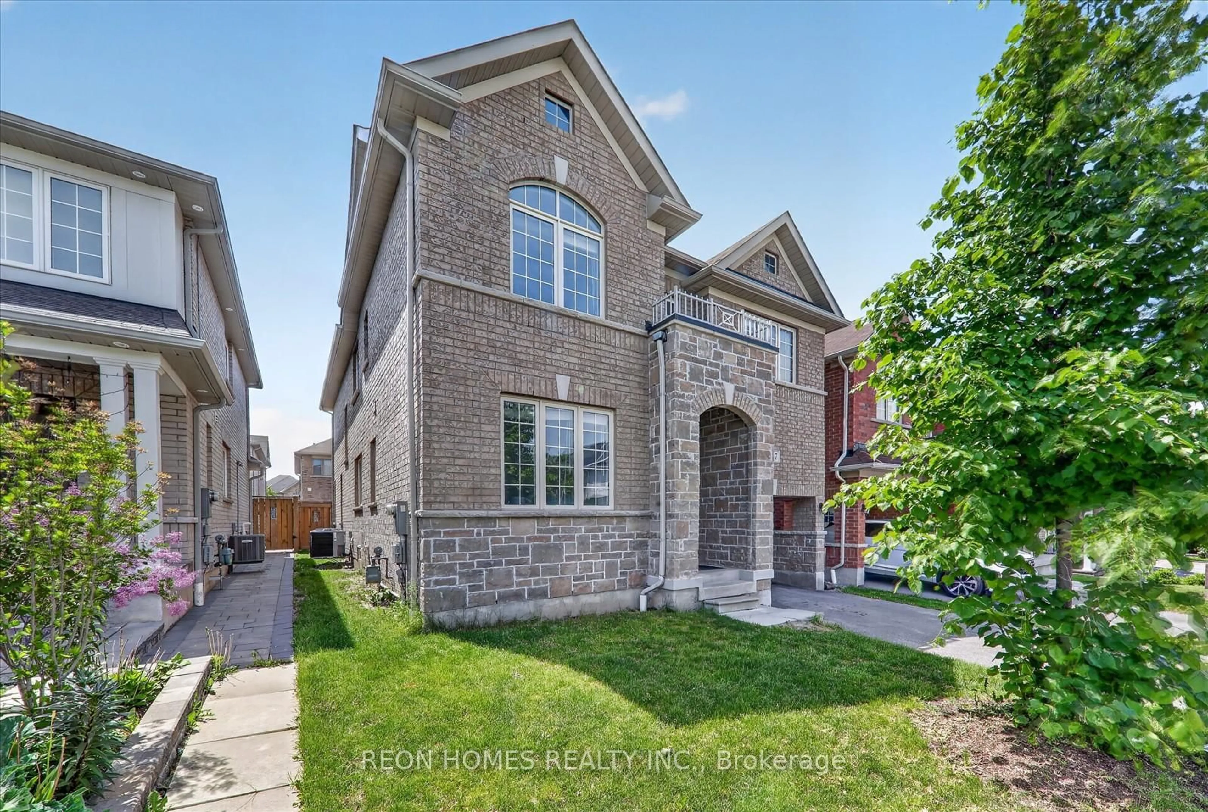 Home with brick exterior material, street for 37 Raithby Cres, Ajax Ontario L1Z 0S6