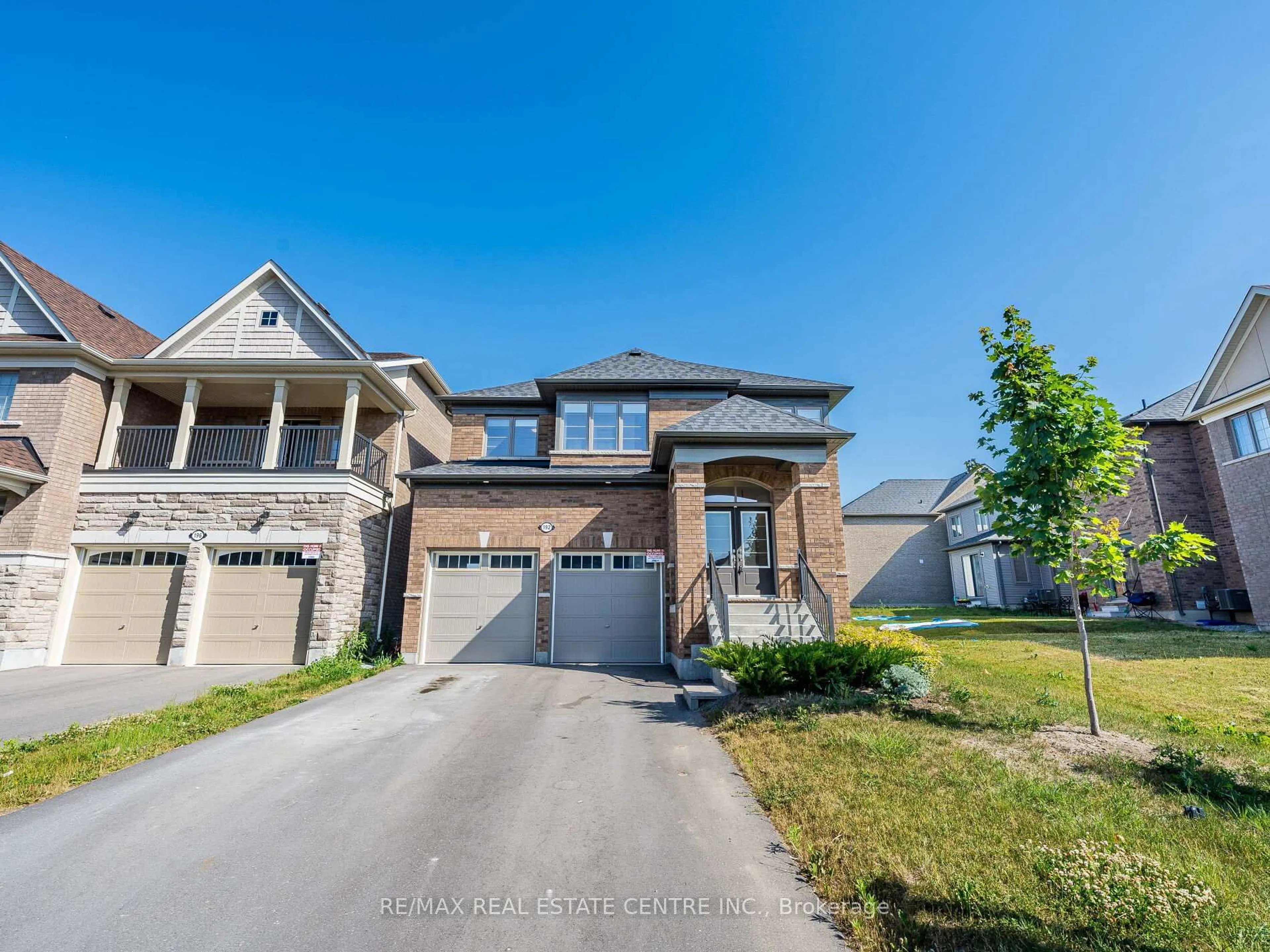 Home with brick exterior material, street for 192 Miyako Crt, Oshawa Ontario L1L 0R7