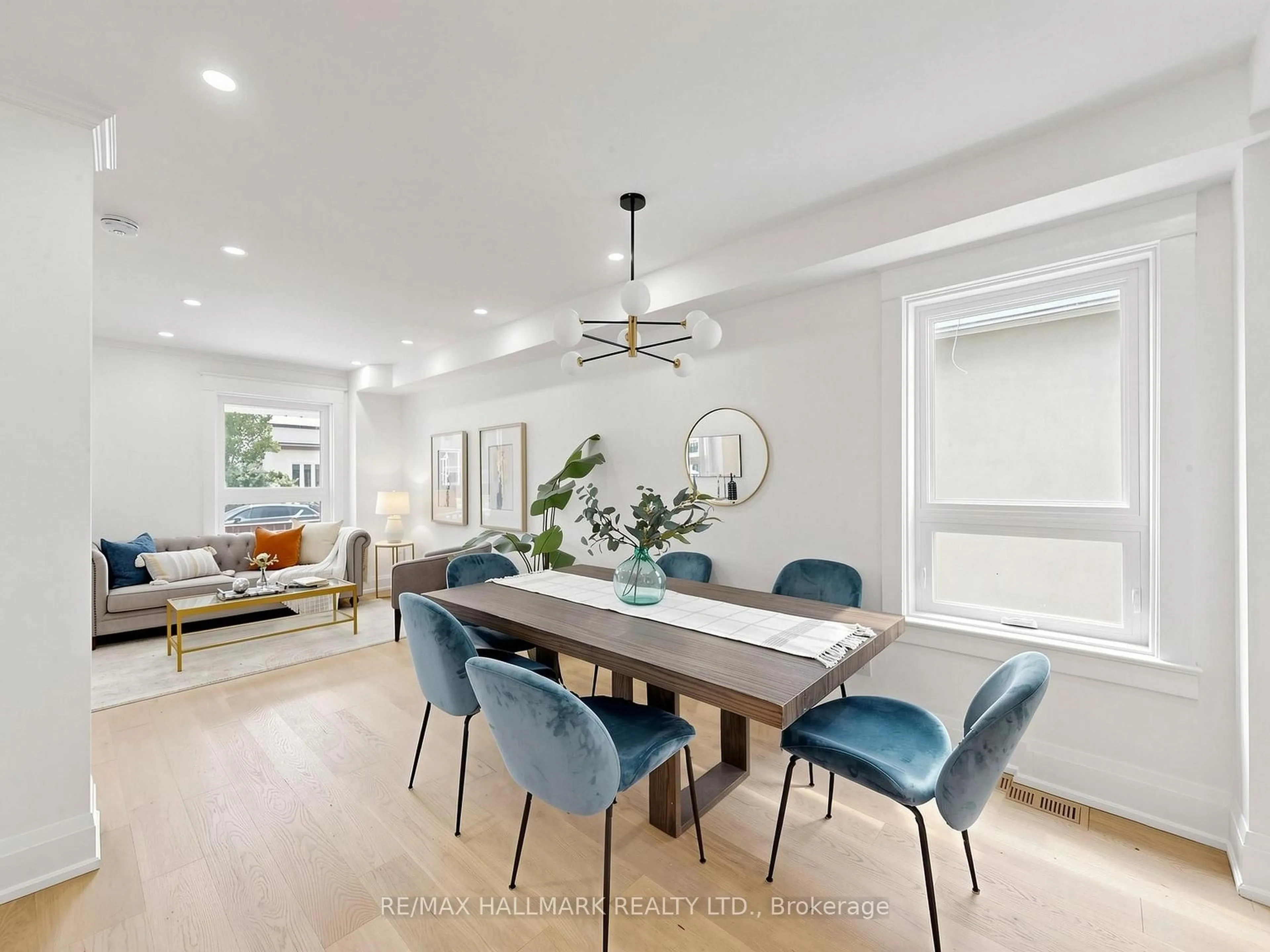 Dining room, unknown for 44 Queensdale Ave, Toronto Ontario M4J 1X9