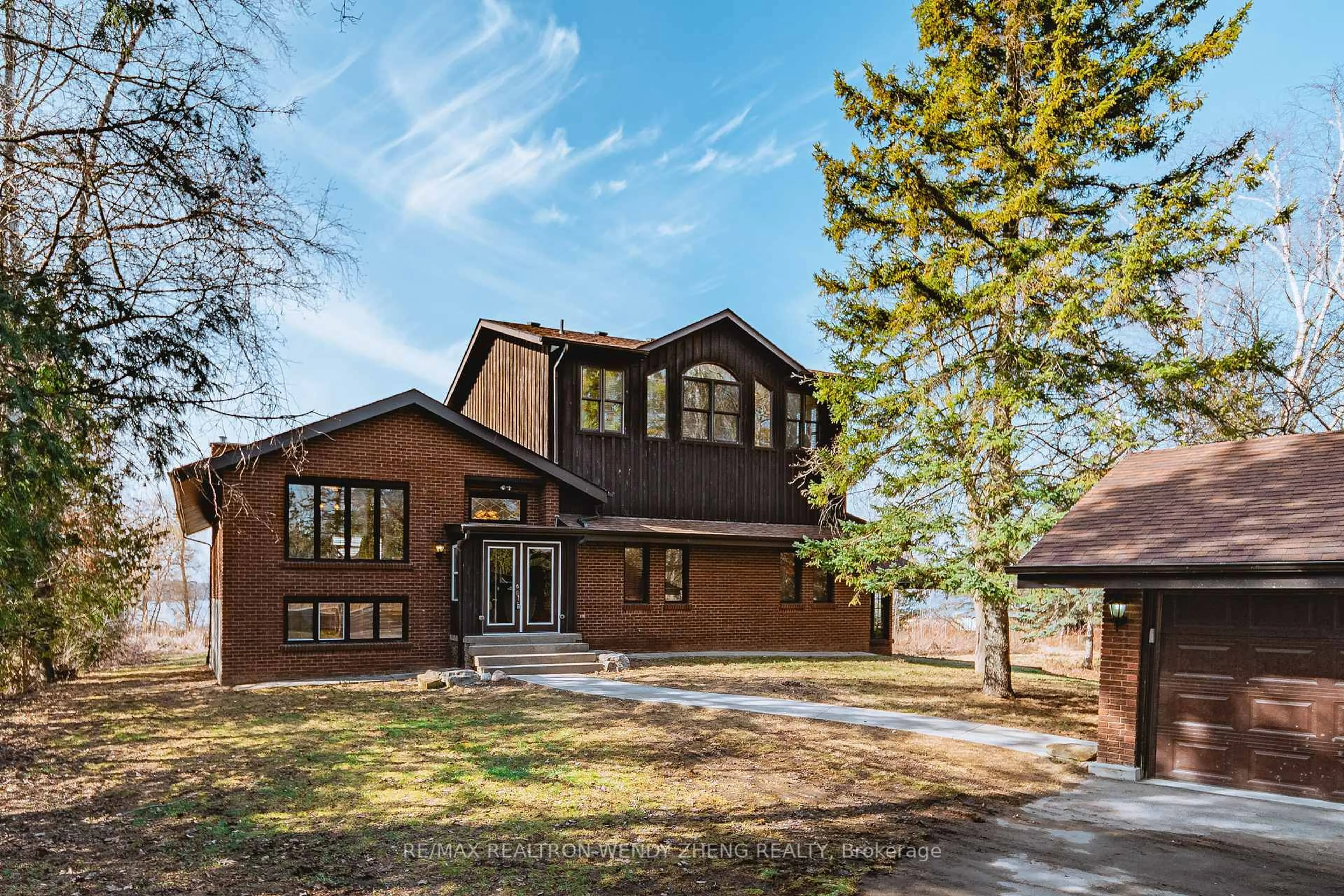 Home with brick exterior material, unknown for 236 Summit Dr, Scugog Ontario L0B 1E0