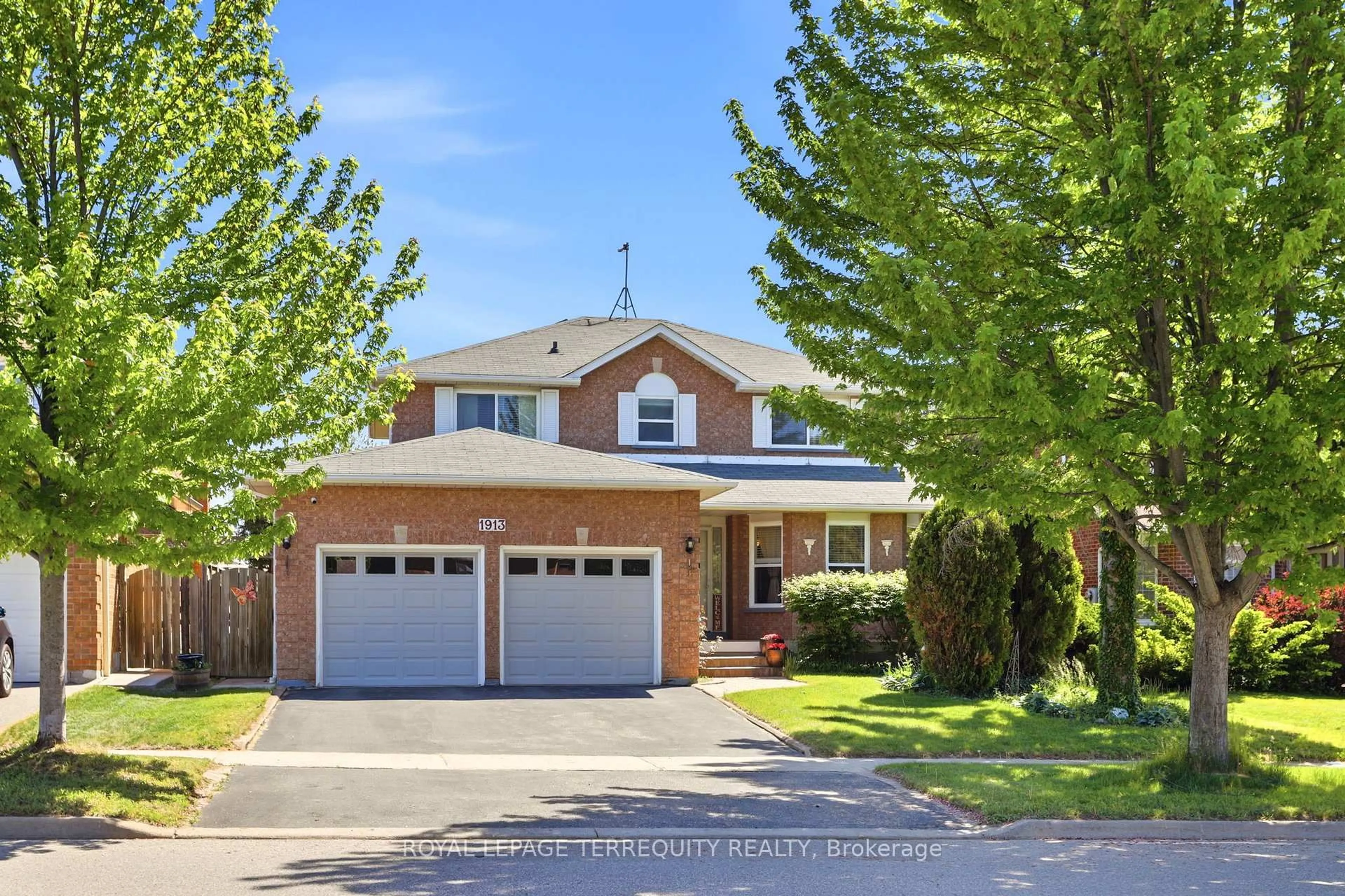 Home with brick exterior material, street for 1913 Rosebank Rd, Pickering Ontario L1V 1P7