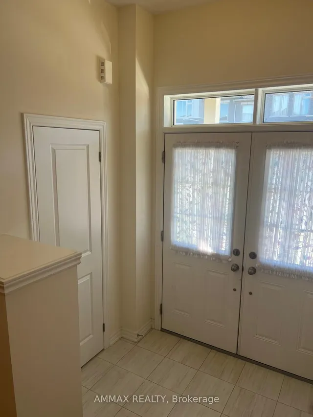 1105 Cameo St, Pickering 4