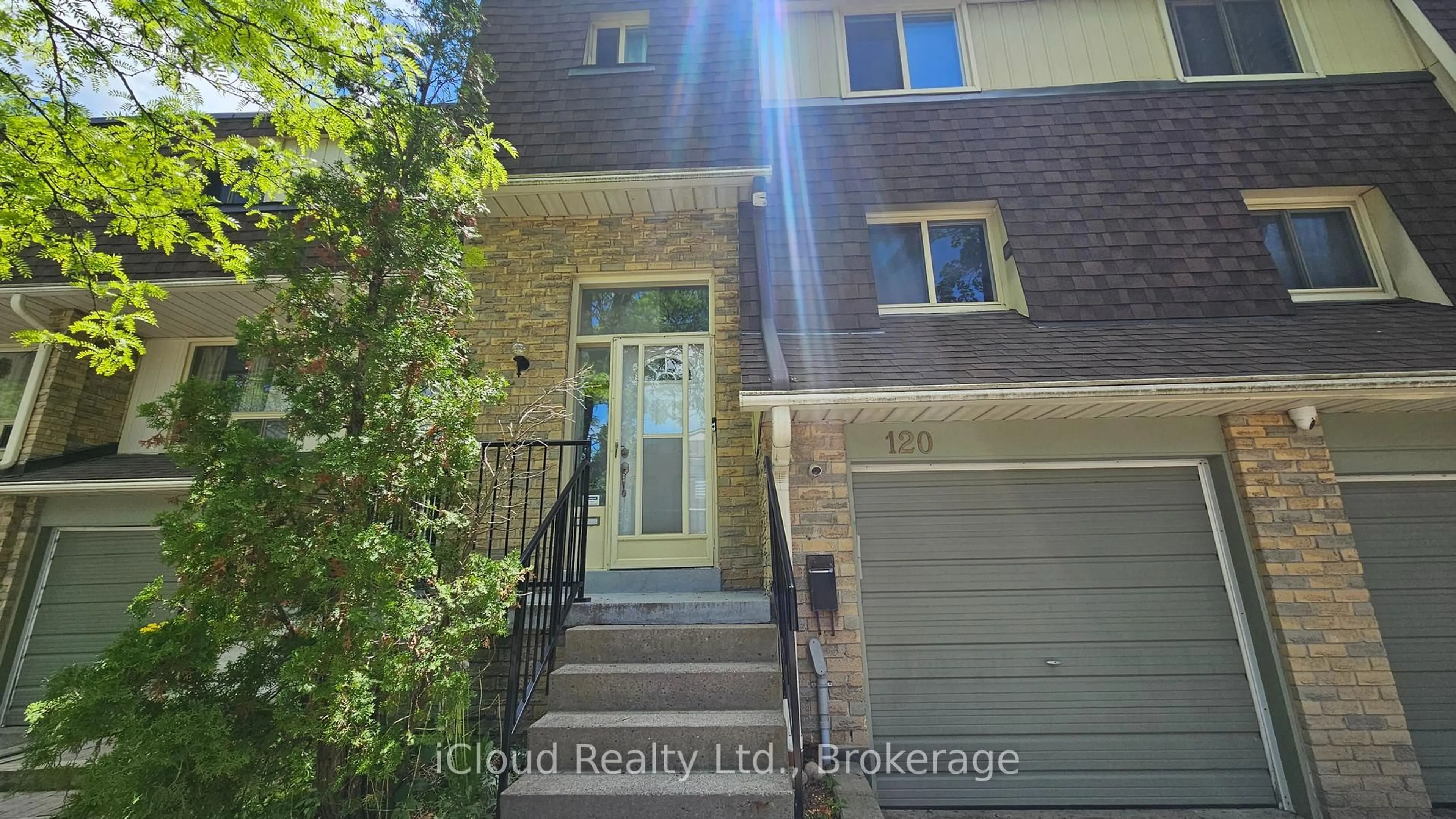 Unknown for 371 Orton Park Rd #120, Toronto Ontario M1G 3V1