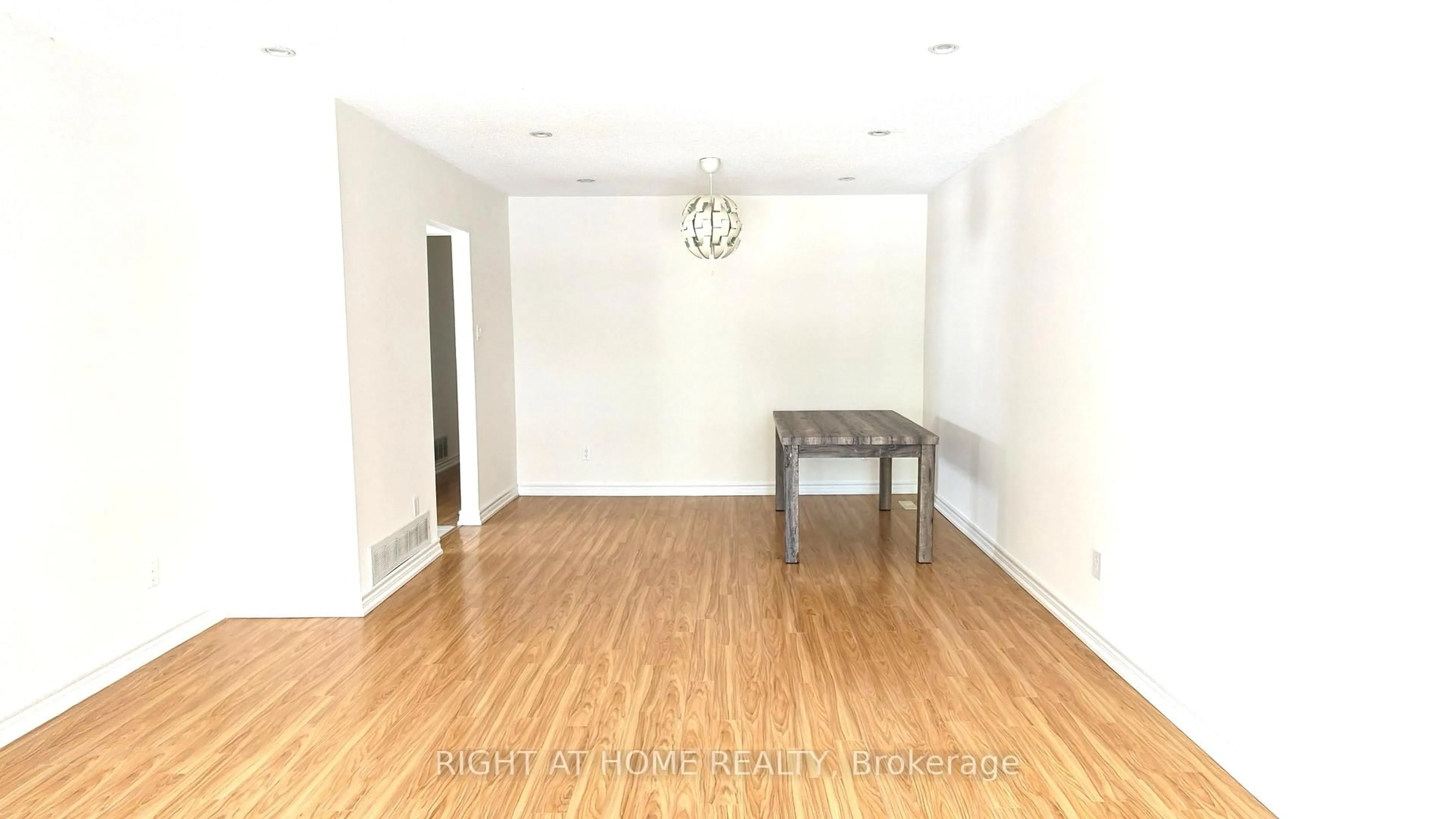 A pic of a room for 81 Heaslip Terr, Toronto Ontario M1T 1W8