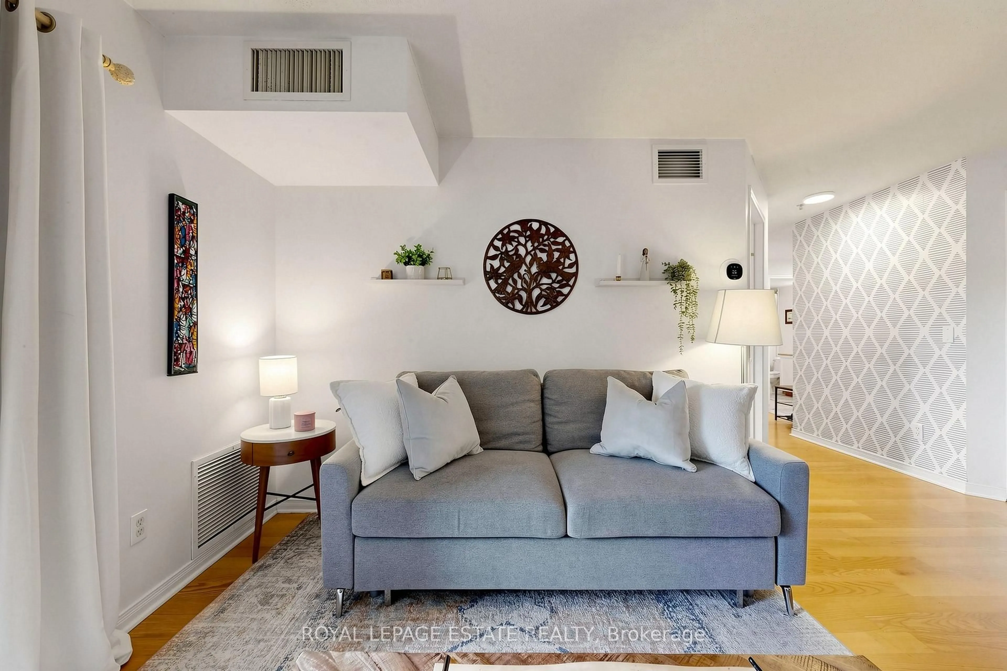 Living room with furniture, unknown for 684 Warden Ave #331, Toronto Ontario M1L 4W4