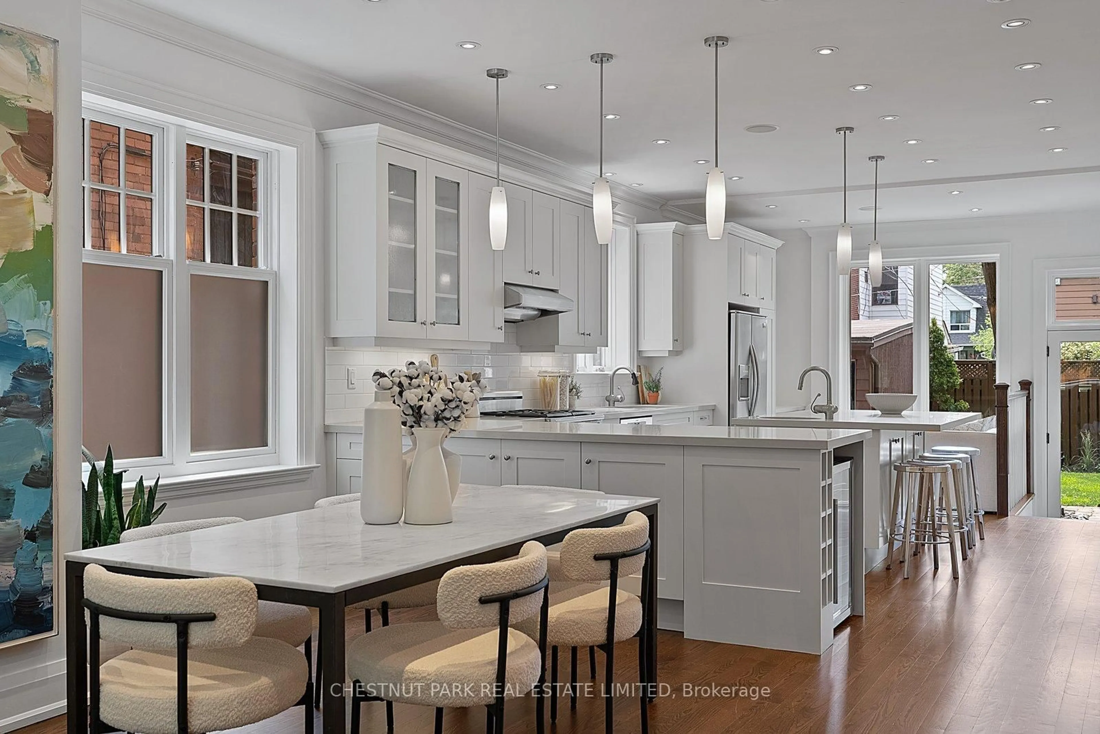 Contemporary kitchen, unknown for 918 Carlaw Ave, Toronto Ontario M4K 3L3