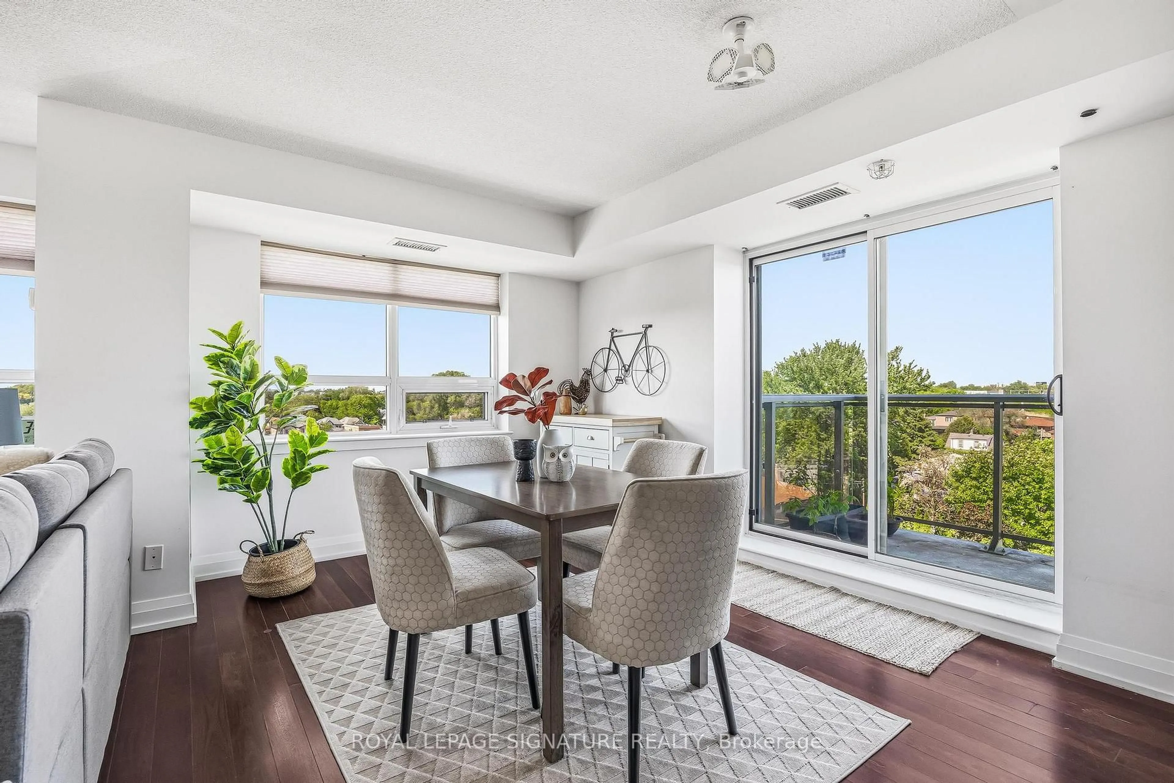 Dining room, unknown for 3520 Danforth Ave #601, Toronto Ontario M1L 1E5