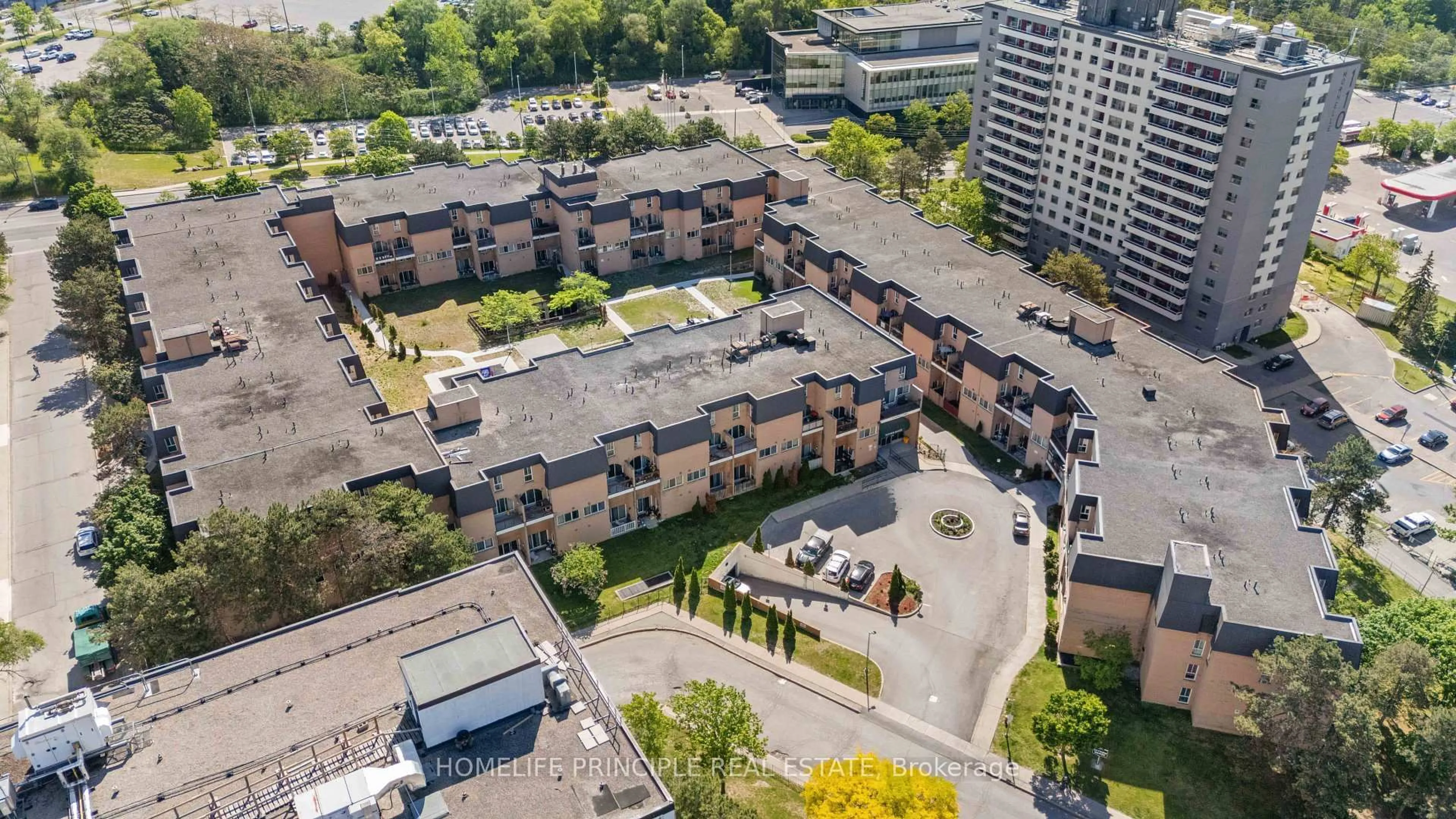 A pic from outside/outdoor area/front of a property/back of a property/a pic from drone, city buildings view from balcony for 100 Mornelle Crt #1059, Toronto Ontario M1E 4X2