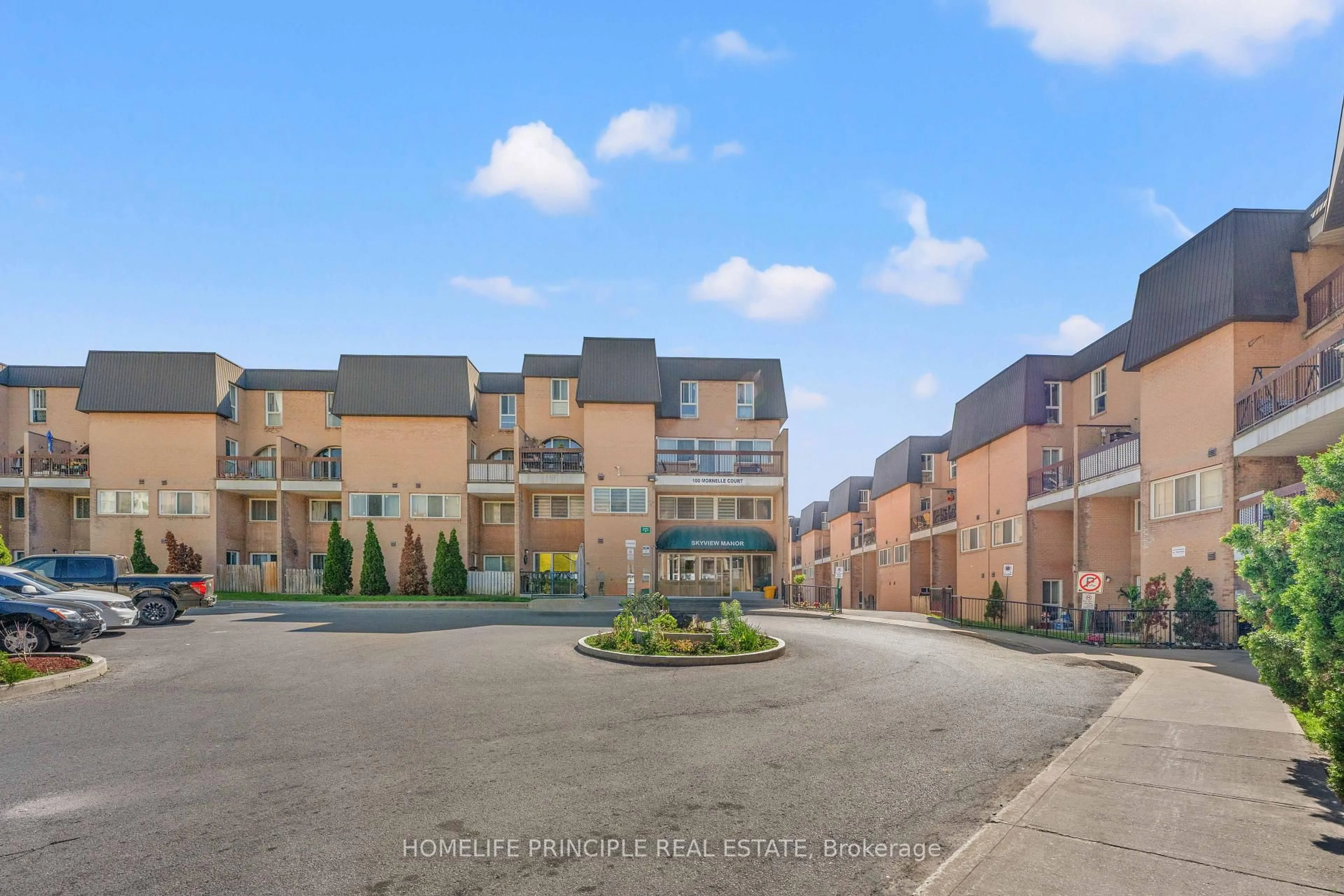Patio, street for 100 Mornelle Crt #1059, Toronto Ontario M1E 4X2