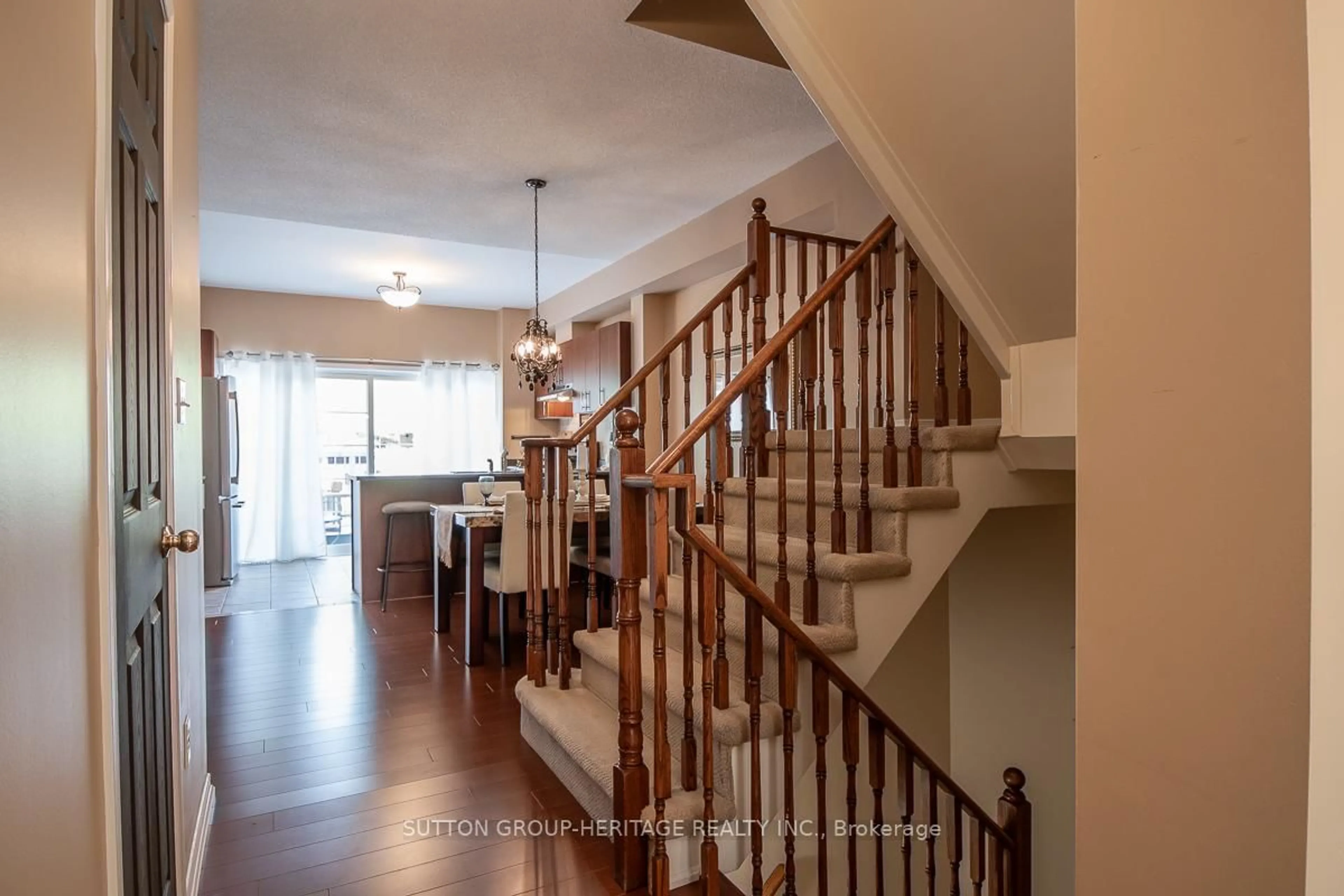 Unknown for 261 Monarch Ave, Ajax Ontario L1S 0A5