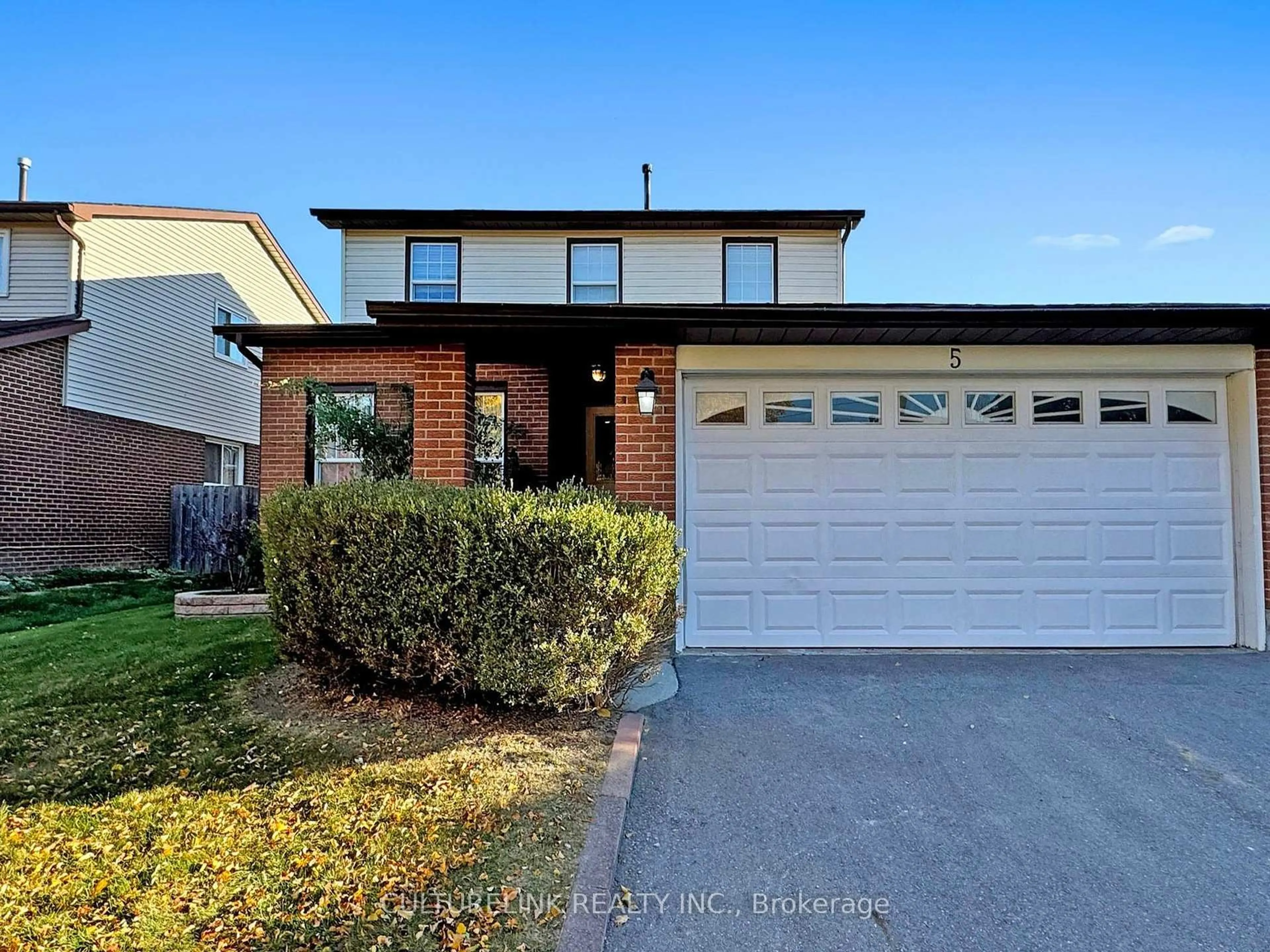 Home with brick exterior material, street for 5 Haven Hill Sq, Toronto Ontario M1V 1M3